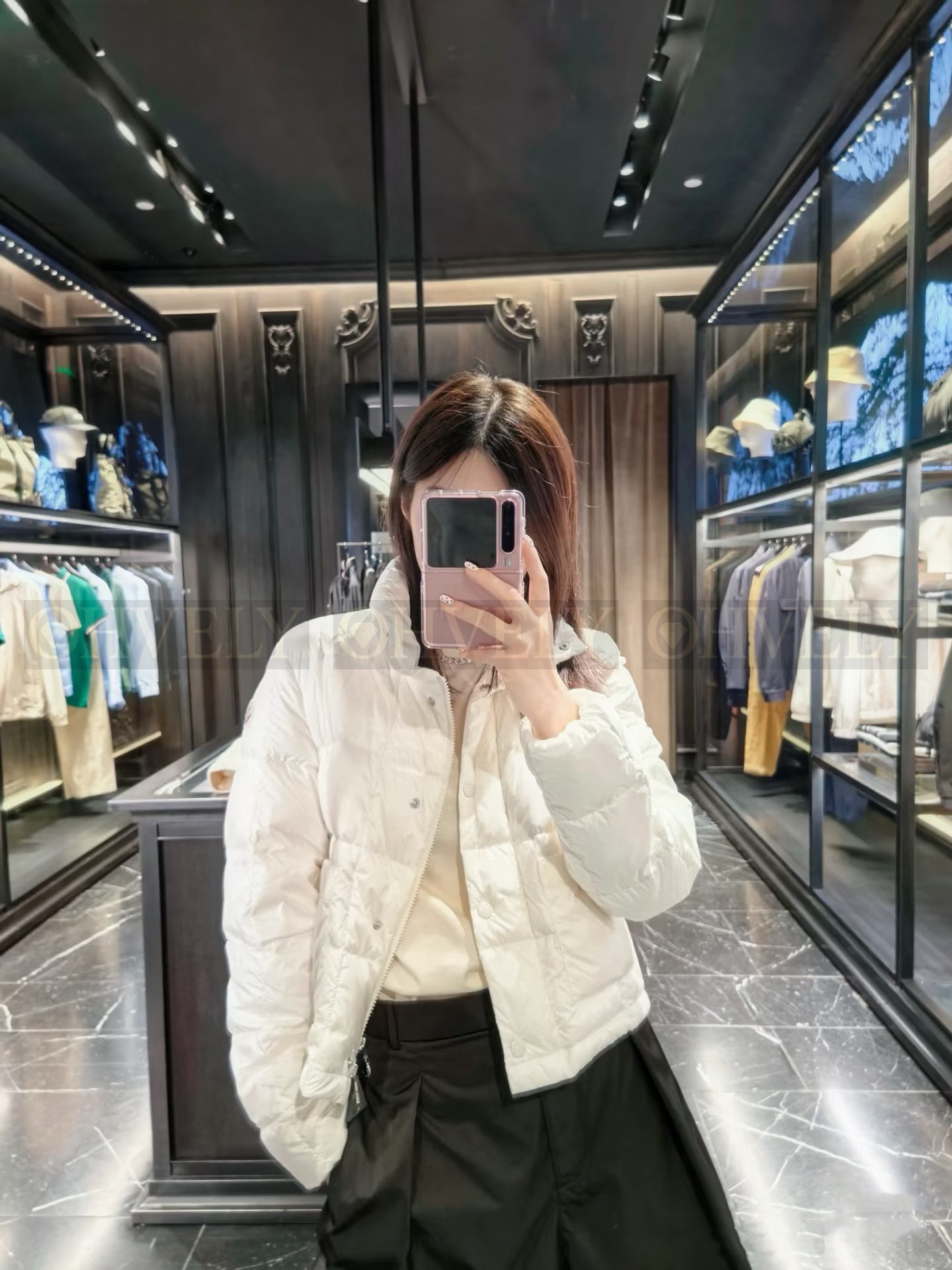 【 ZP 】Moncler 2025 패딩 (매장가 265만원) 상품 썸네일