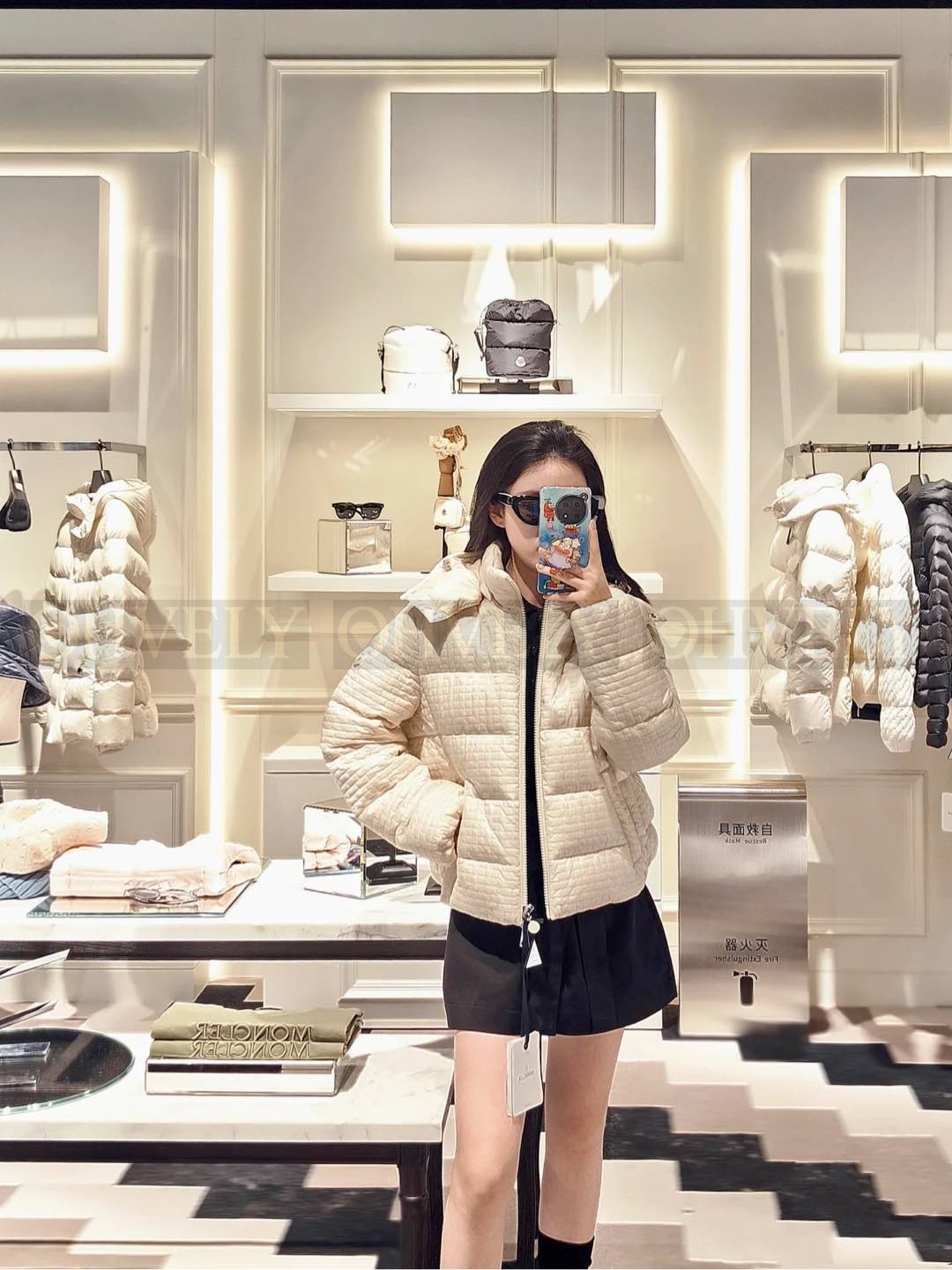 【 ZP 】Moncler 2025 패딩 (매장가 346만원) 상품 썸네일