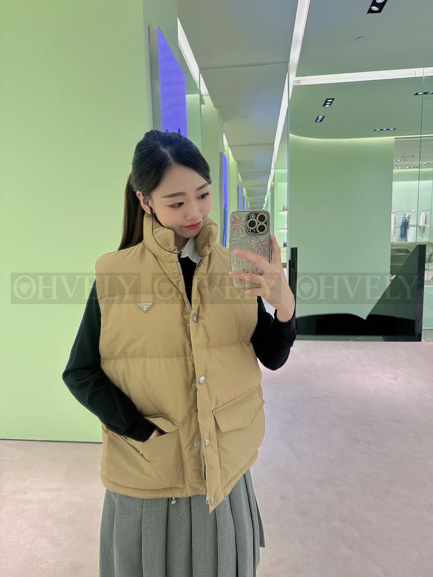 【 ZP 】Prada 2025 베스트 패딩 (매장가 436만원) 상품 썸네일