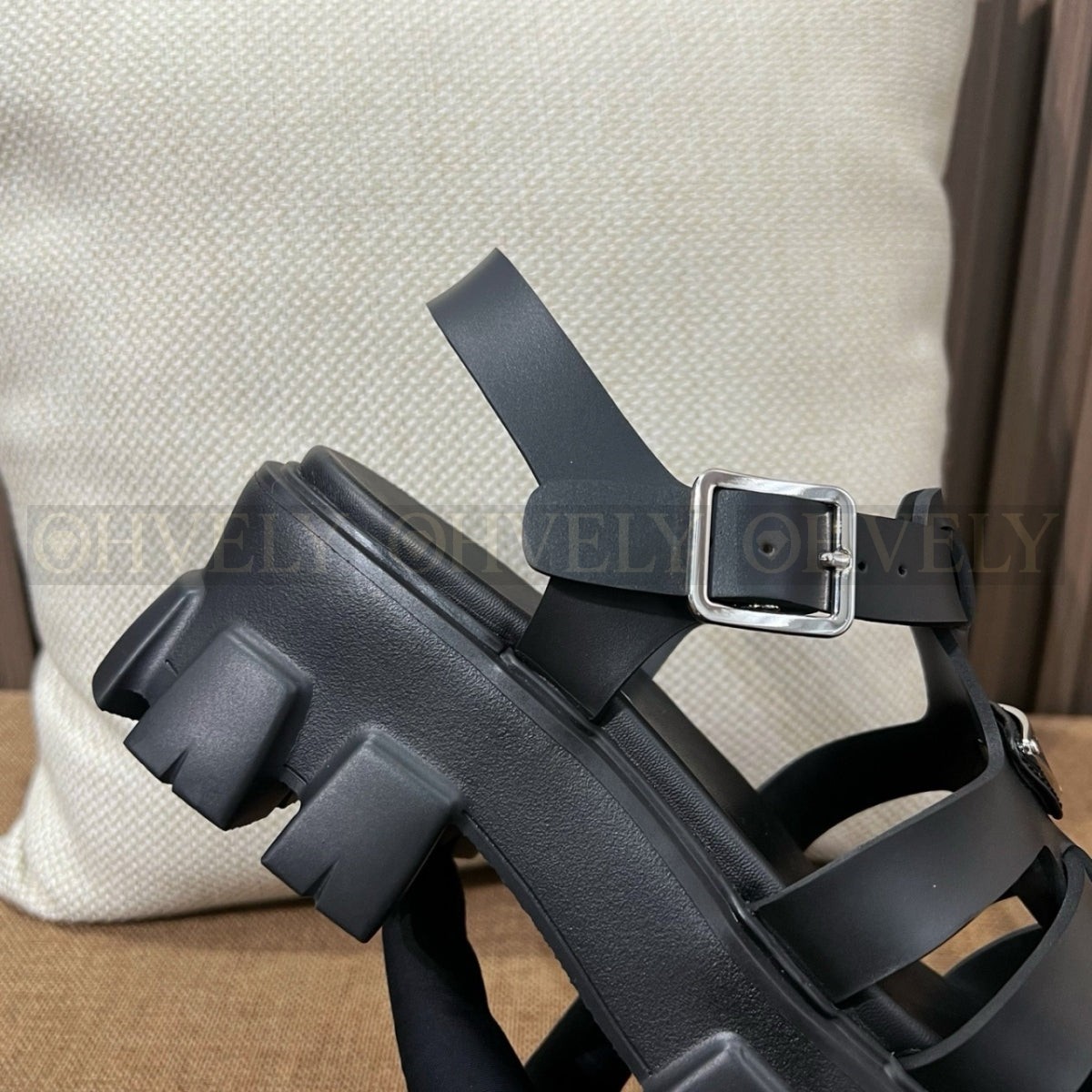 프라다 러버 모놀리스 샌들 상품 썸네일
