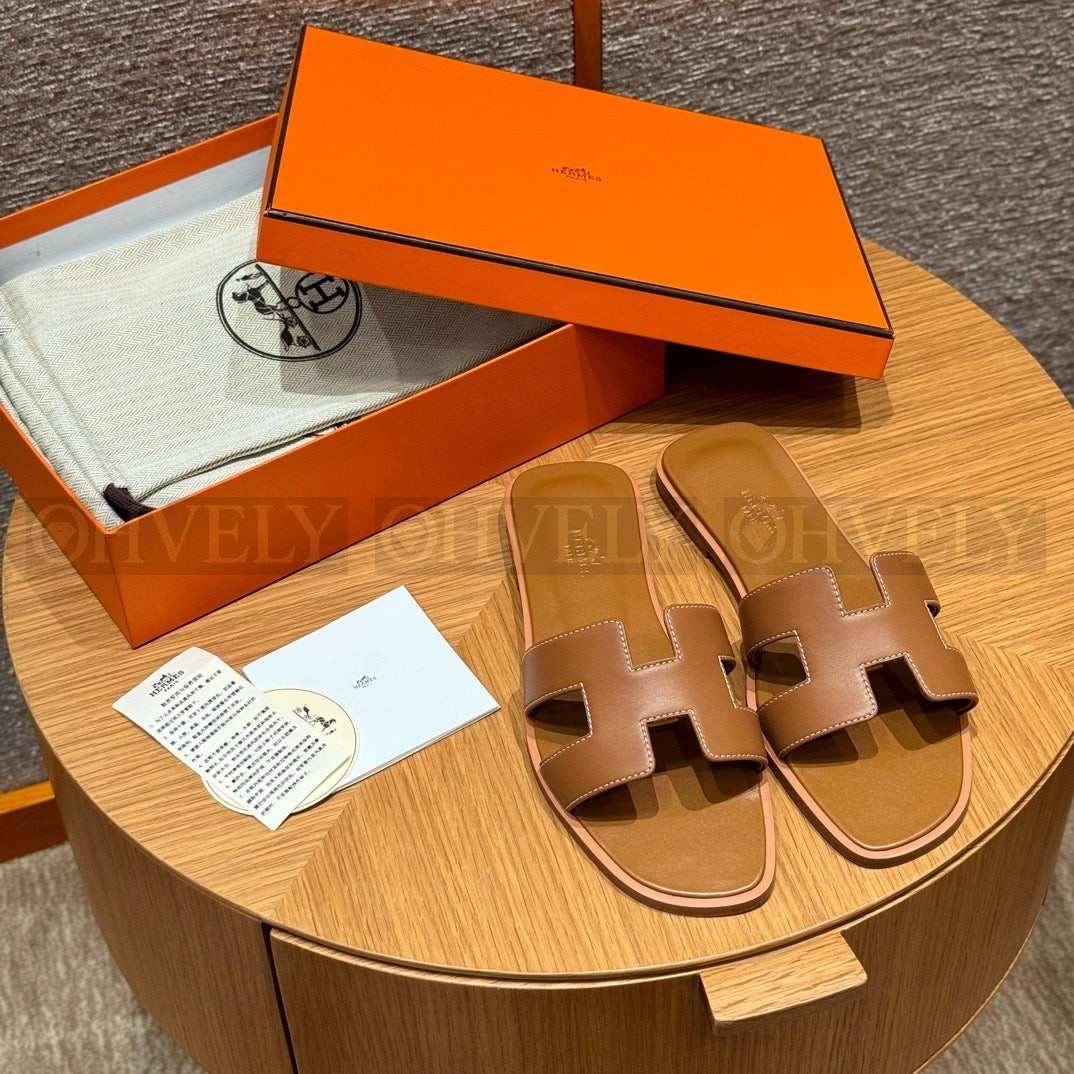 에르메스 Oran 오란 슬리퍼 스위프트 상품 썸네일