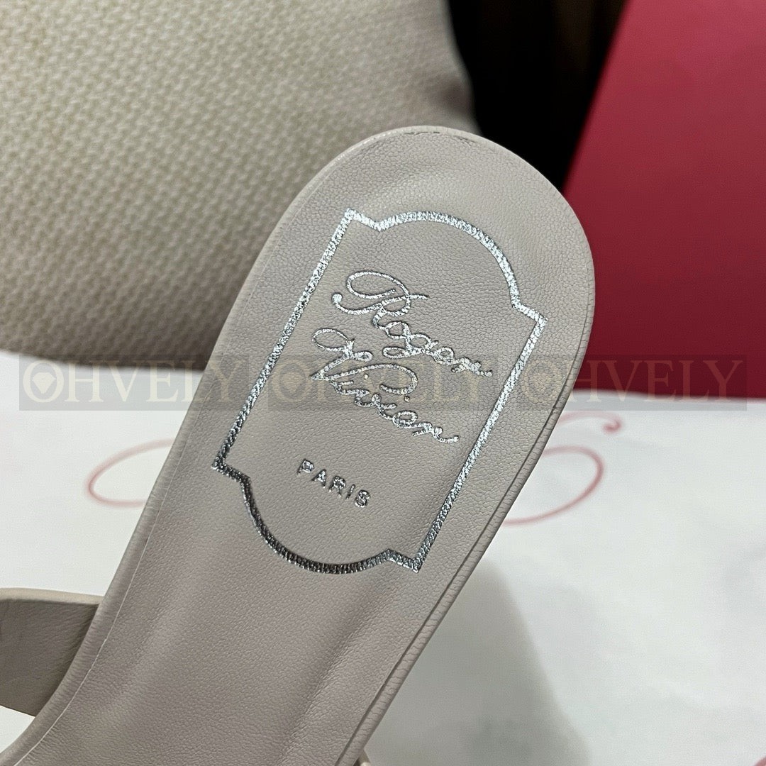 로저비비에 비키비브 스트라스 버클 뮬 상품 썸네일