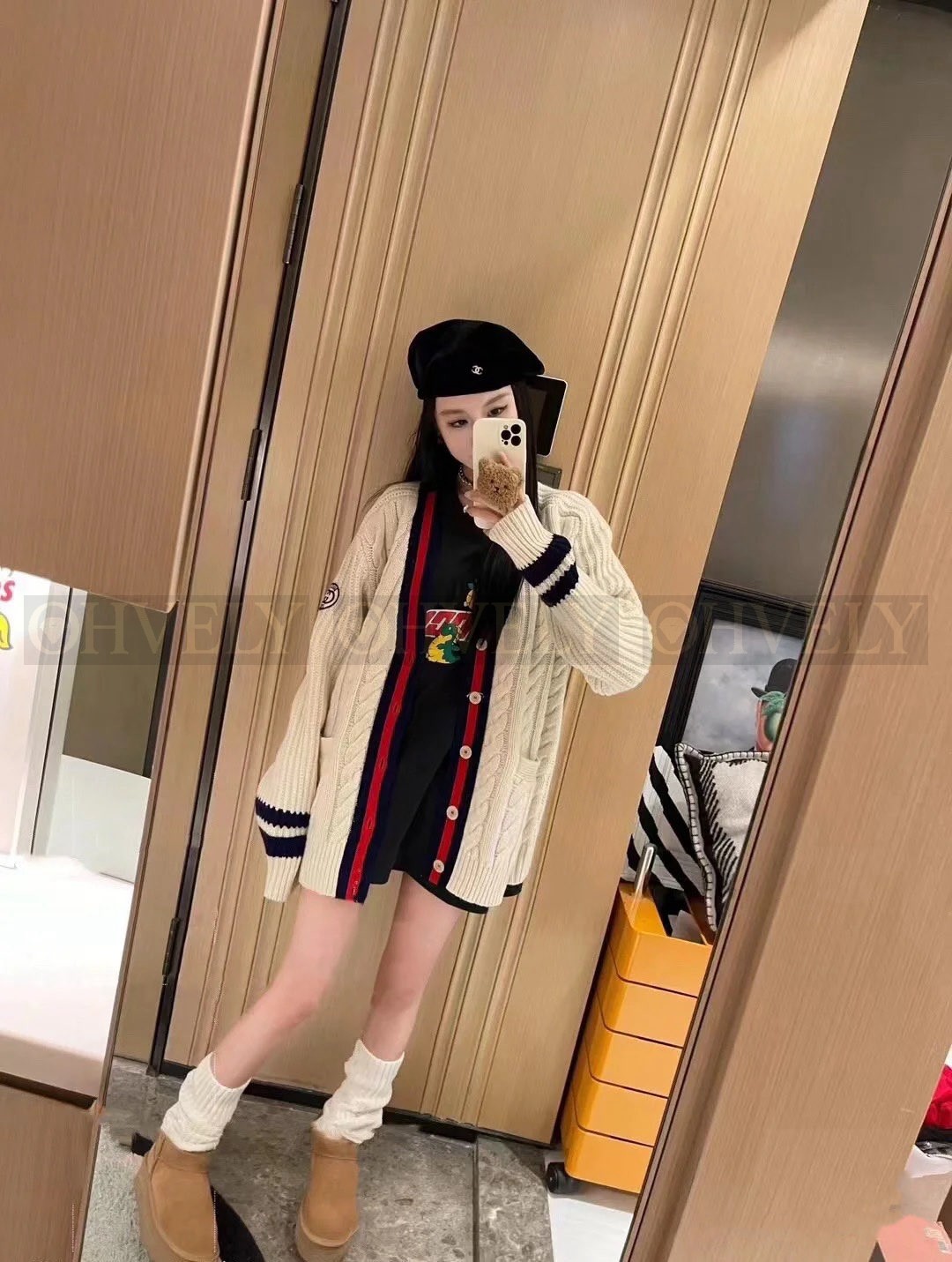 【 ZP 】Gucci 2025 니트 가디건 (매장가 248만원) 상품 썸네일