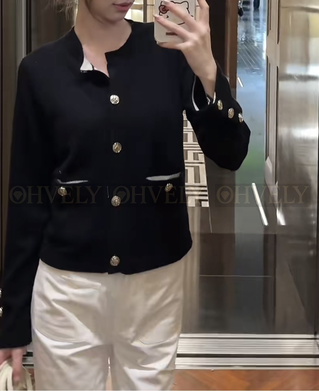 【 ZP 】CHANEL 2025 모직 가디건 (매장가 596만원) 상품 썸네일