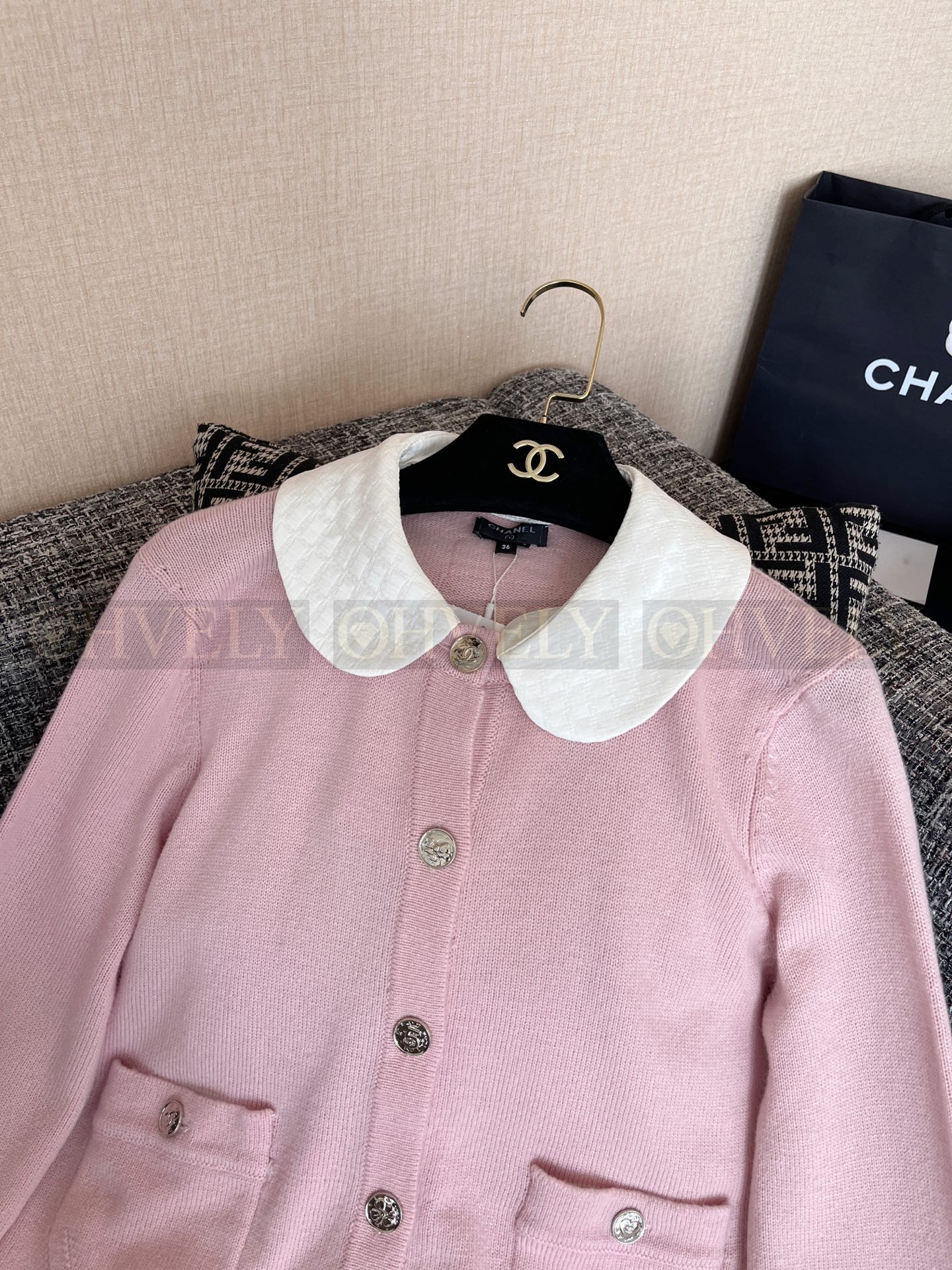 【 ZP 】CHANEL 2025 가디건 (매장가 770만원) 상품 썸네일