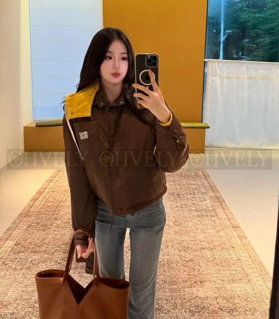 【 ZP 】MiuMiu 2025 후드 패딩 (매장가 446만원) 상품 썸네일