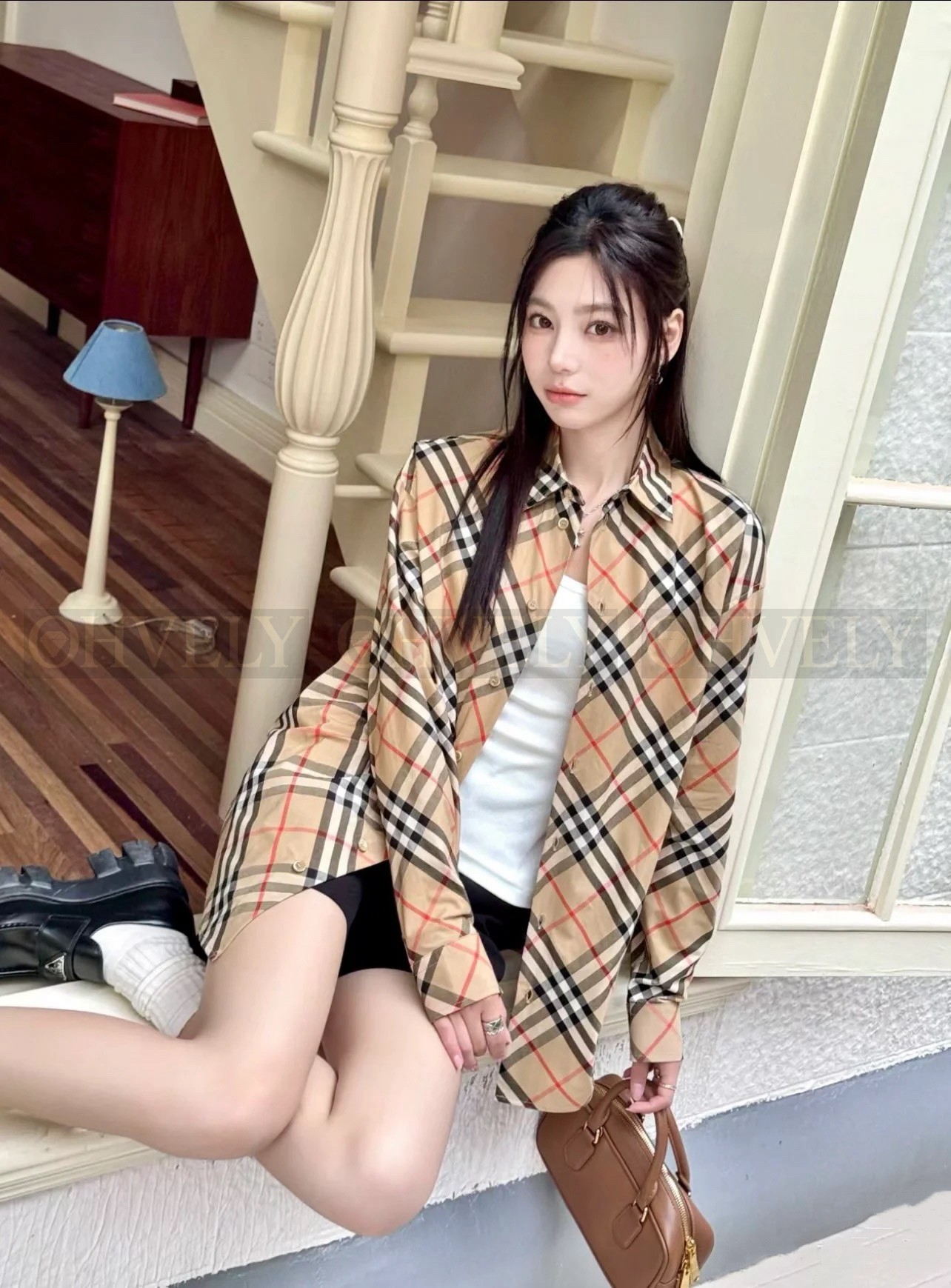 【 ZP 】Burberry 2025 블라우스 (매장가 127만원) 상품 썸네일