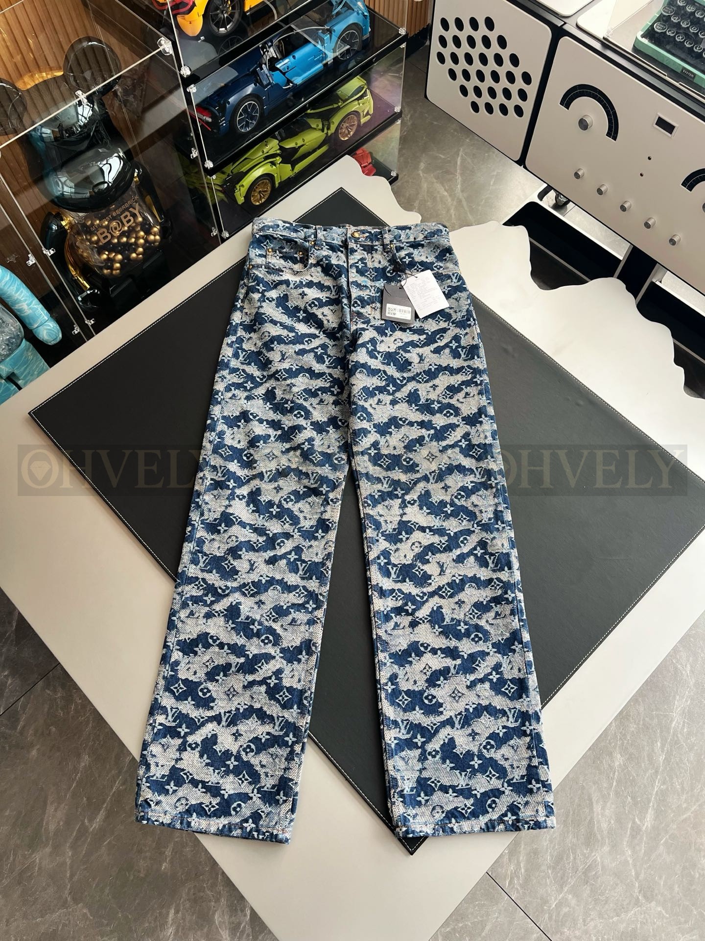 【 ZP 】LOUIS VUITTON 데님 바지 (매장가 320만원) 상품 썸네일