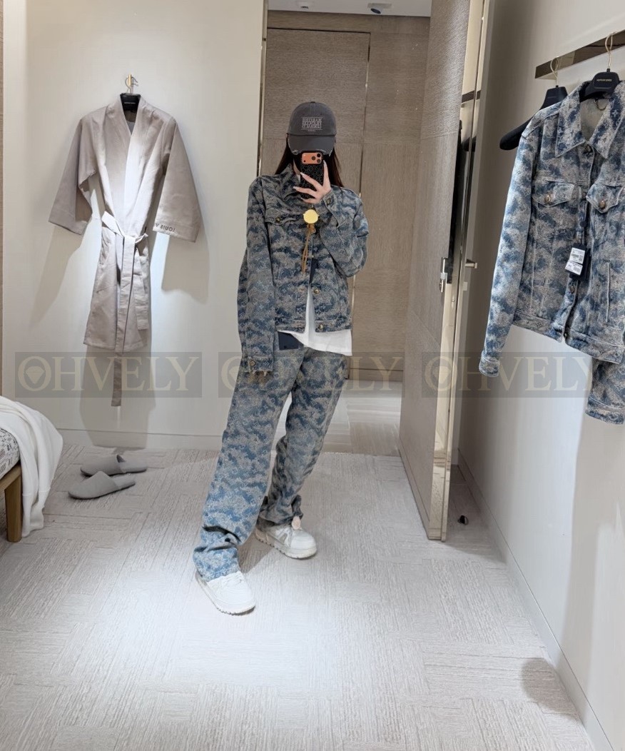 【 ZP 】LOUIS VUITTON 데님 바지 (매장가 320만원)