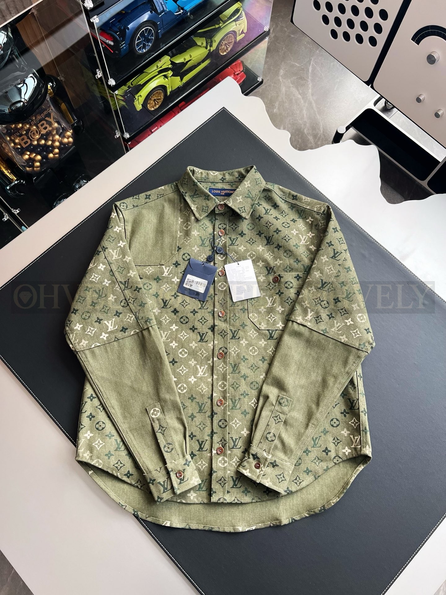 【 ZP 】LOUIS VUITTON 셔츠 (매장가 320만원) 상품 썸네일