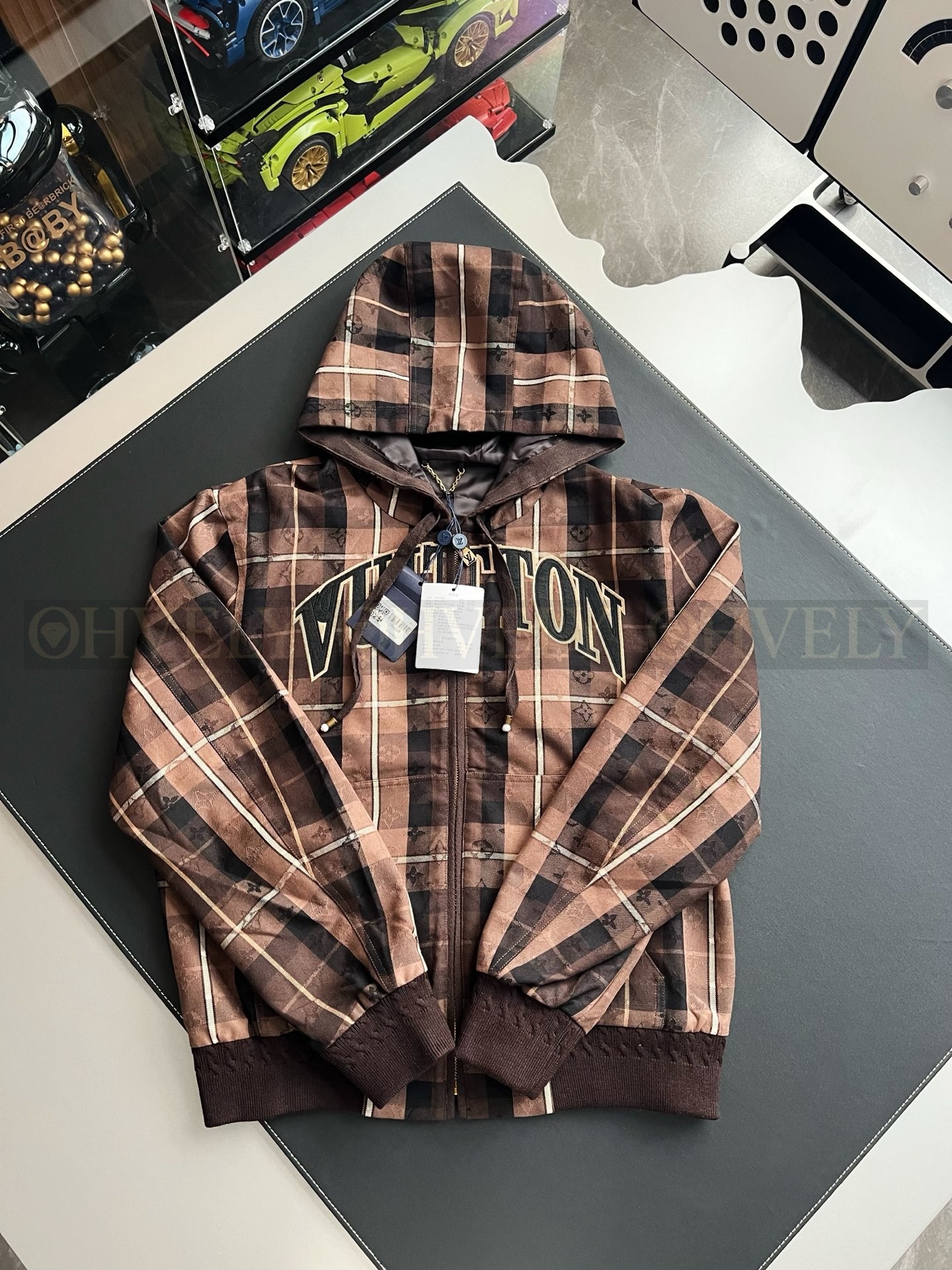 【 ZP 】LOUIS VUITTON 후드 집업 (매장가 546만원) 상품 썸네일
