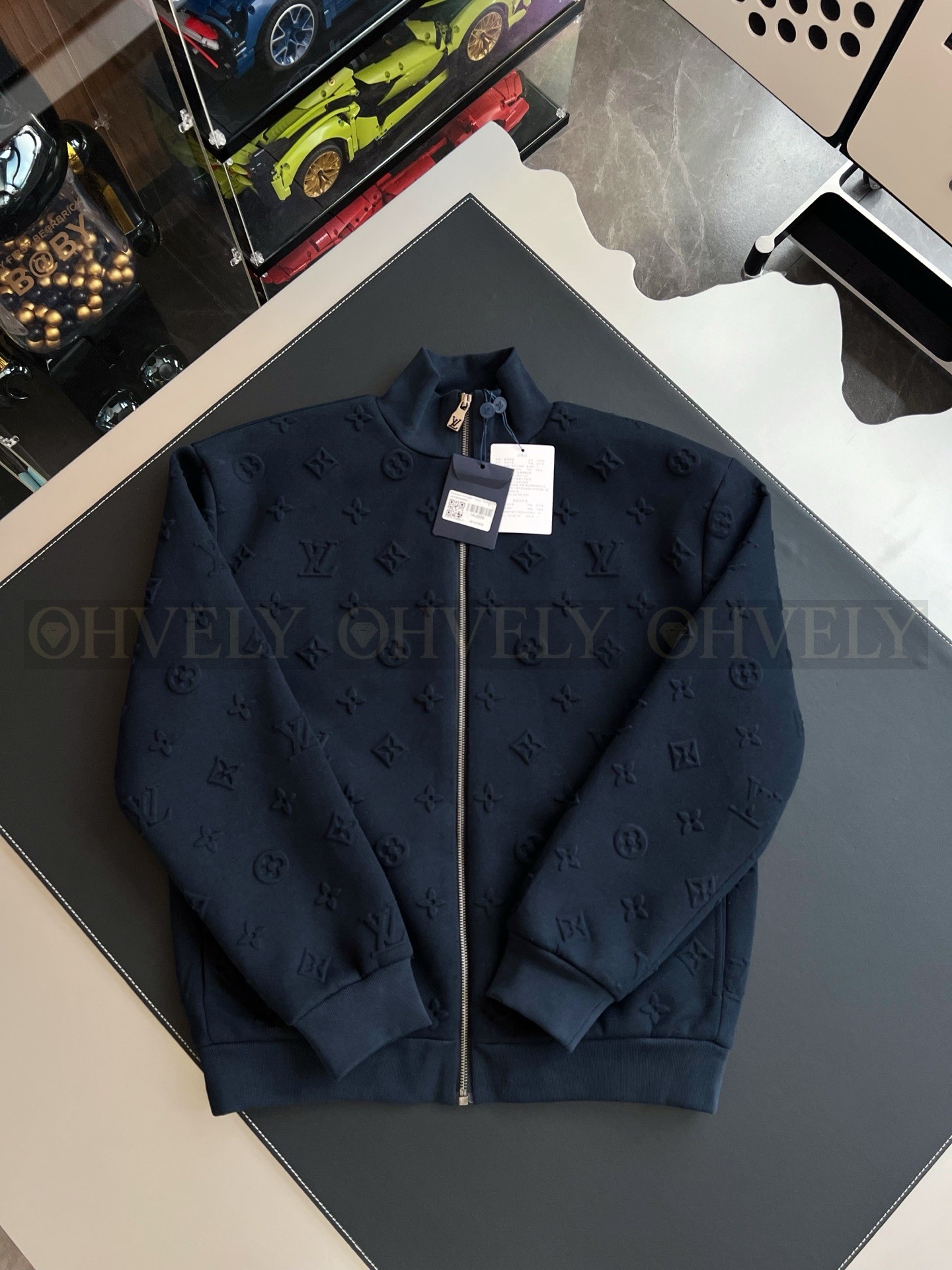【 ZP 】LOUIS VUITTON 집업 (매장가 422만원) 상품 썸네일