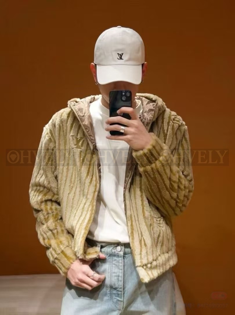 【 ZP 】LOUIS VUITTON 후드 집업 (매장가 378만원) 상품 썸네일