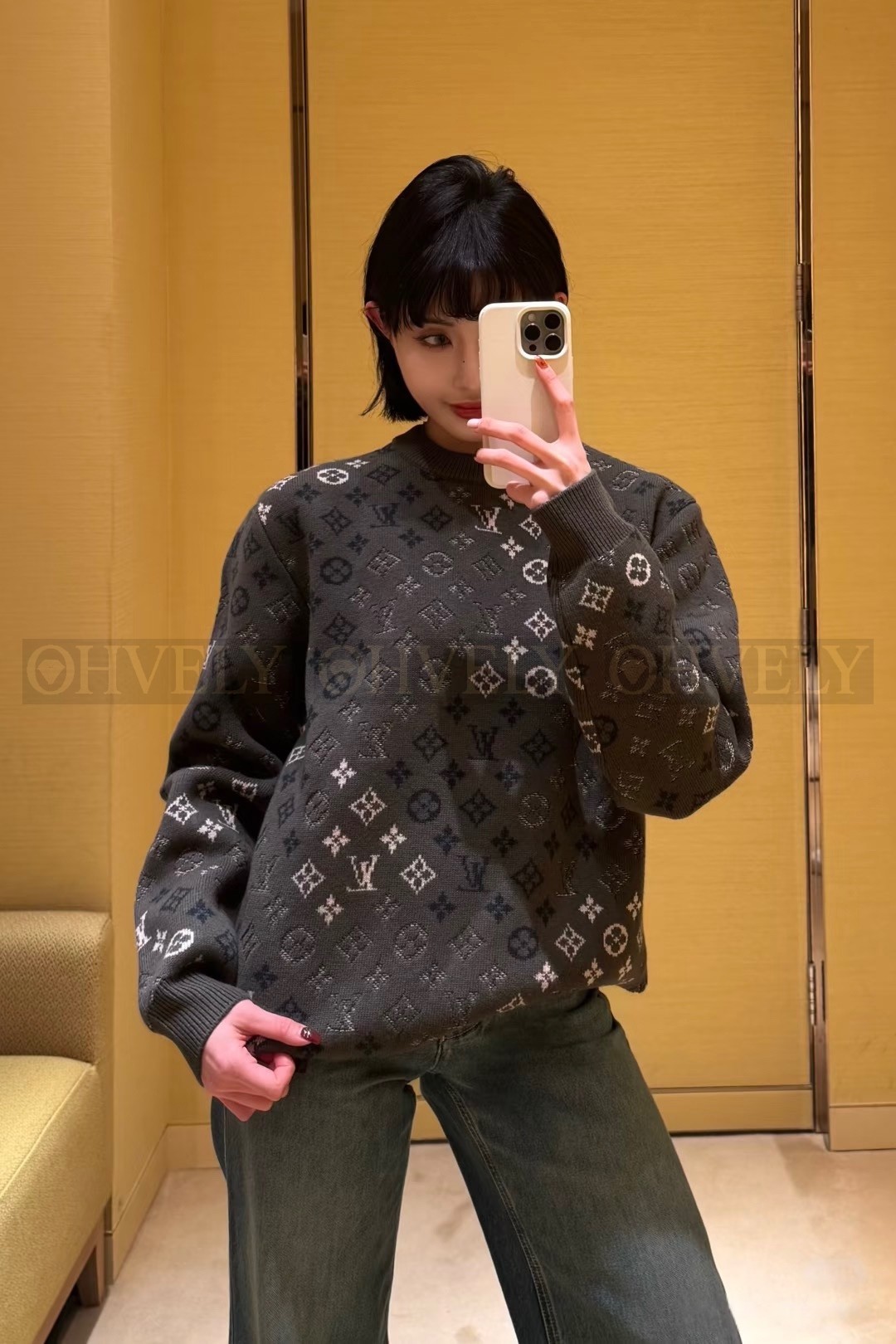 【 ZP 】LOUIS VUITTON 맨투맨 (매장가 302만원) 상품 썸네일