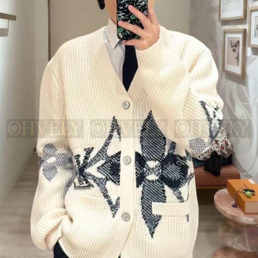 【 ZP 】LOUIS VUITTON 니트 스웨터 (매장가 302만원) 상품 썸네일