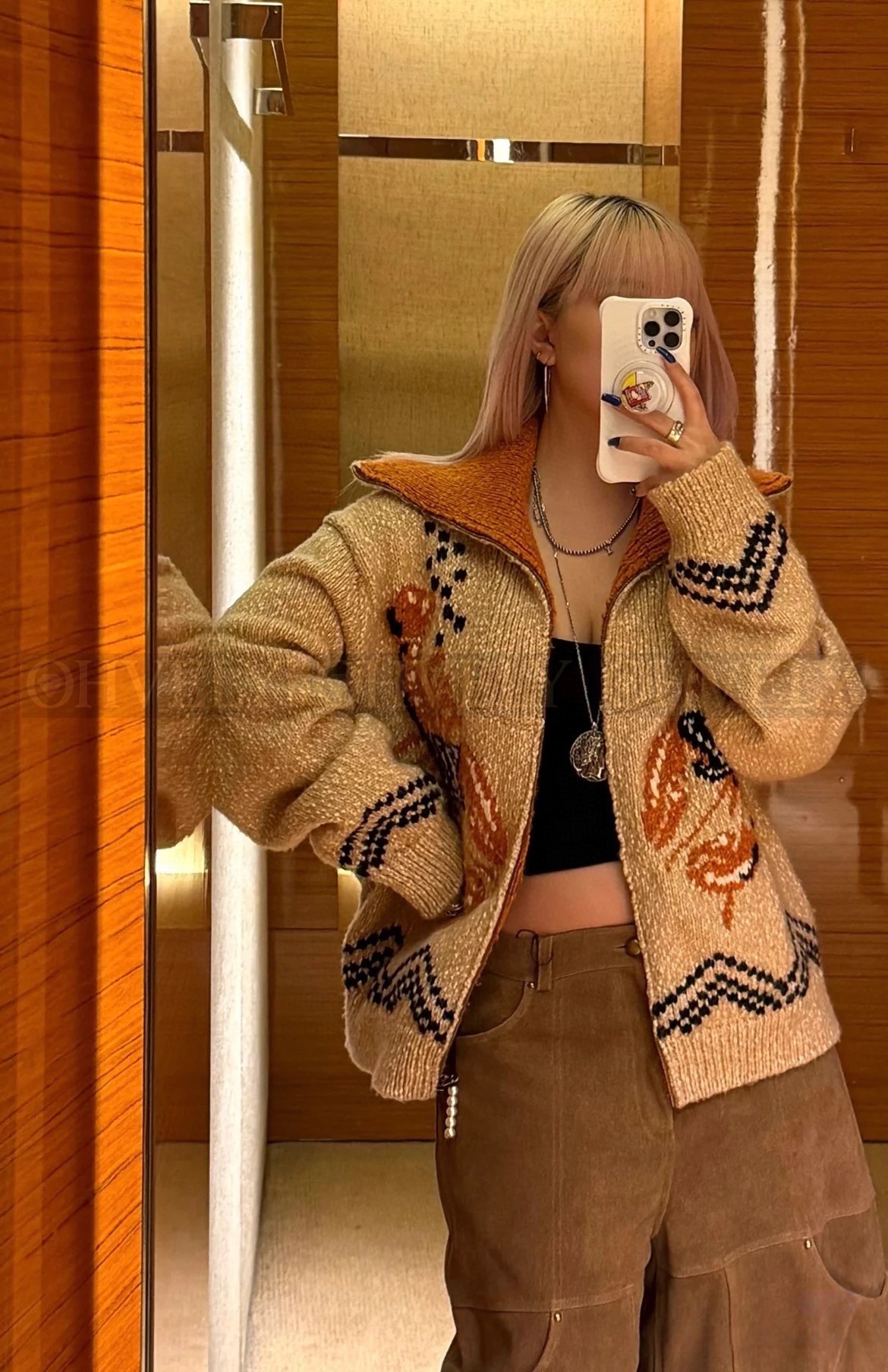 【 ZP 】LOUIS VUITTON 스웨터 아우터 (매장가 500만원) 상품 썸네일