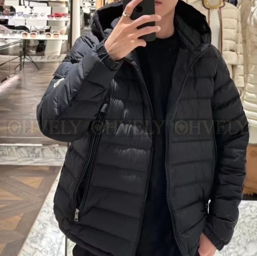 【 ZP 】MONCLER 패딩 (매장가 240만원) 상품 썸네일