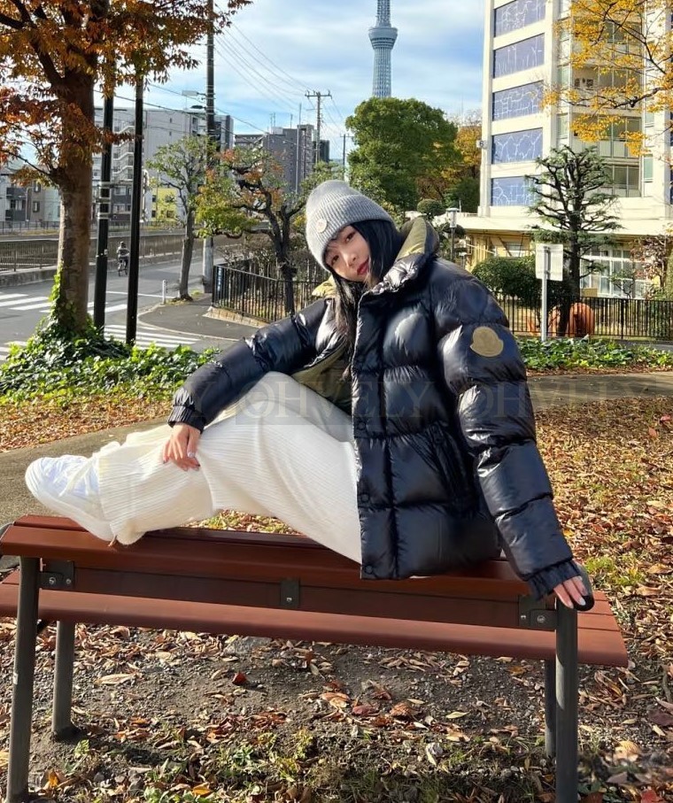 【 ZP 】MONCLER 패딩 (매장가 238만원)