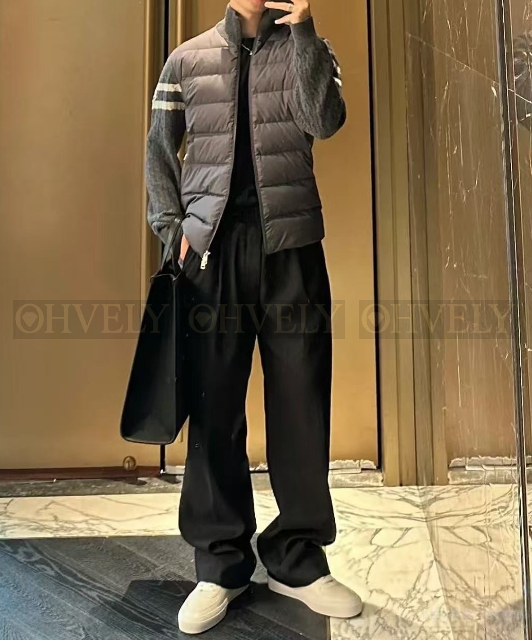 【 ZP 】MONCLER 패딩 아우터 (매장가 240만원)