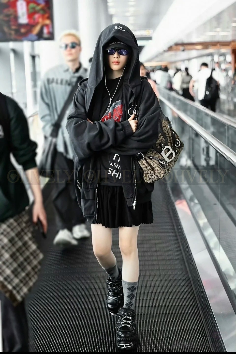 【 ZP 】BALENCIAGA 집업 후드 (매장가 476만원) 상품 썸네일