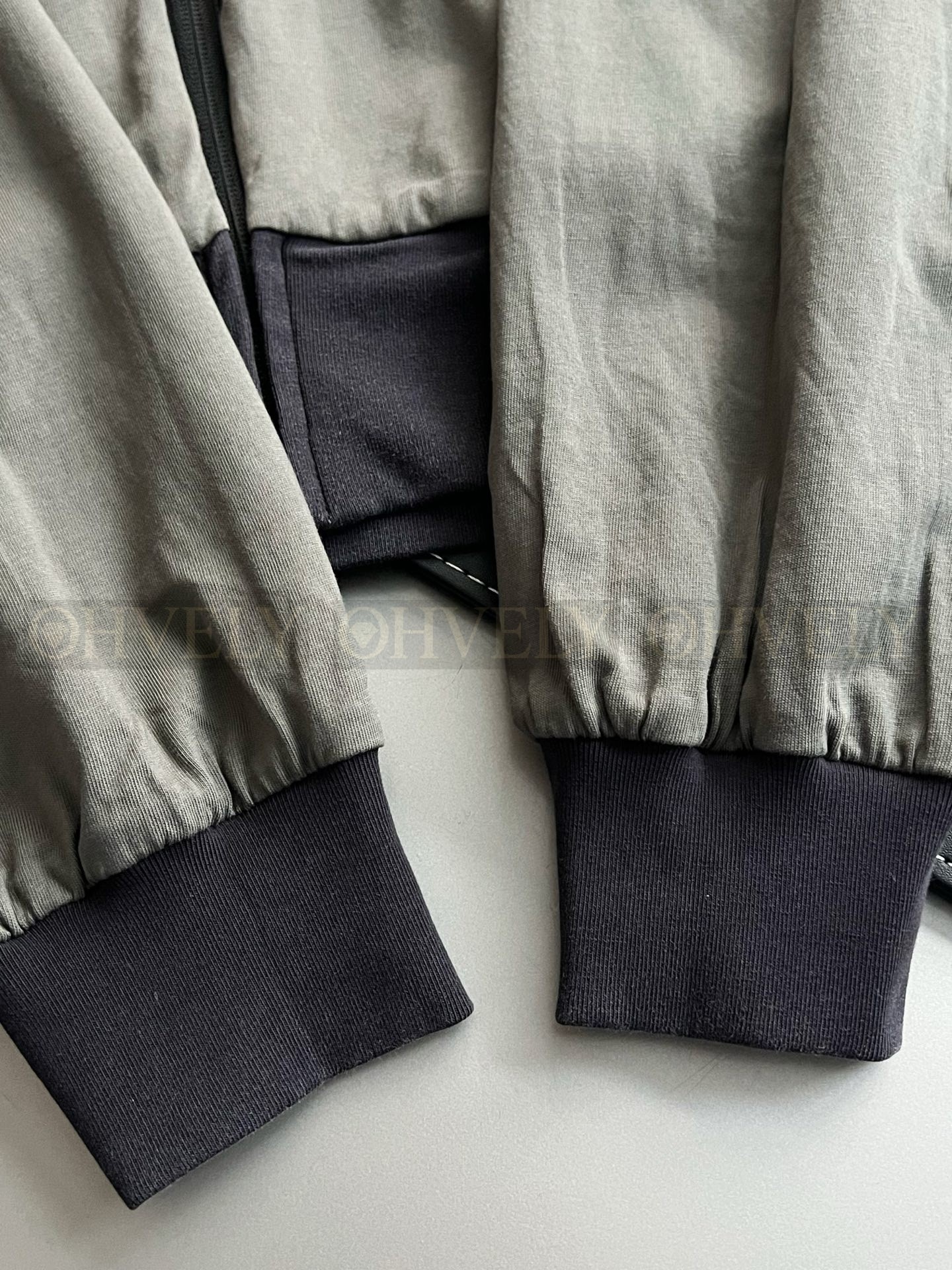 【 ZP 】BALENCIAGA 집업 후드 (매장가 251만원) 상품 썸네일