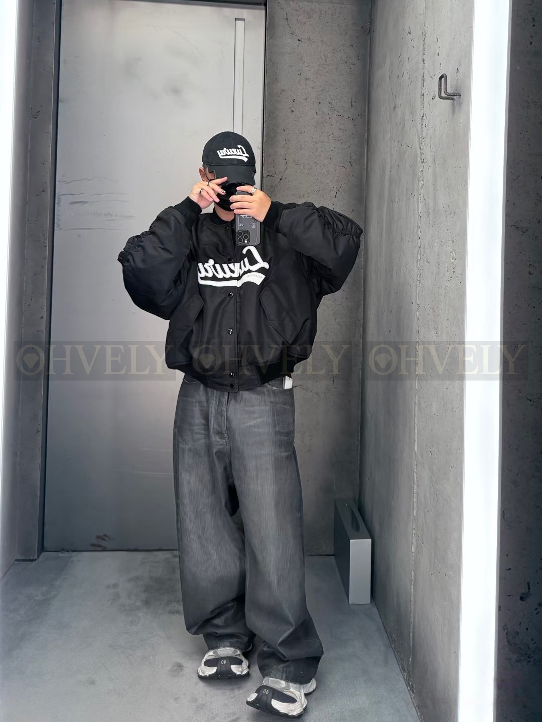 【 ZP 】BALENCIAGA 아우터 (매장가 480만원) 상품 썸네일
