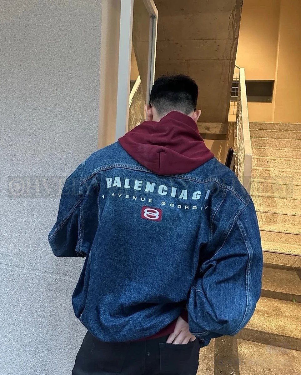 【 ZP 】BALENCIAGA 청자켓 (매장가 370만원) 상품 썸네일