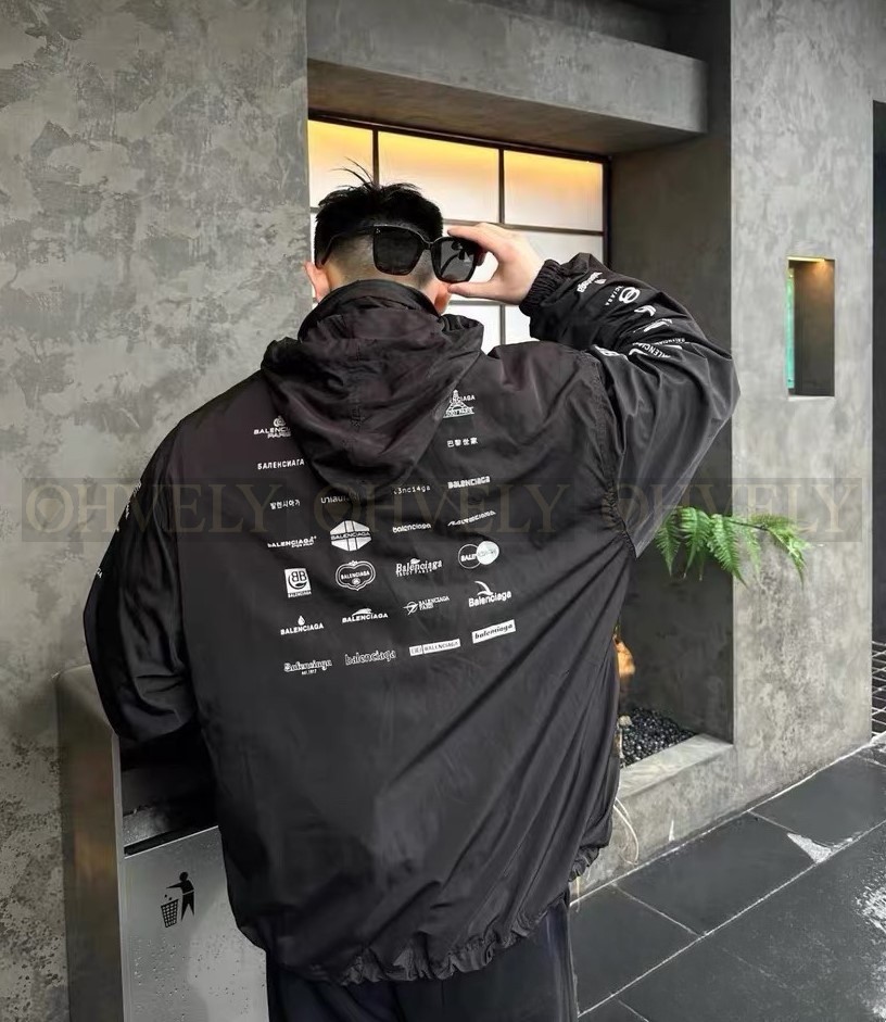 【 ZP 】BALENCIAGA 아우터 (매장가 334만원) 상품 썸네일