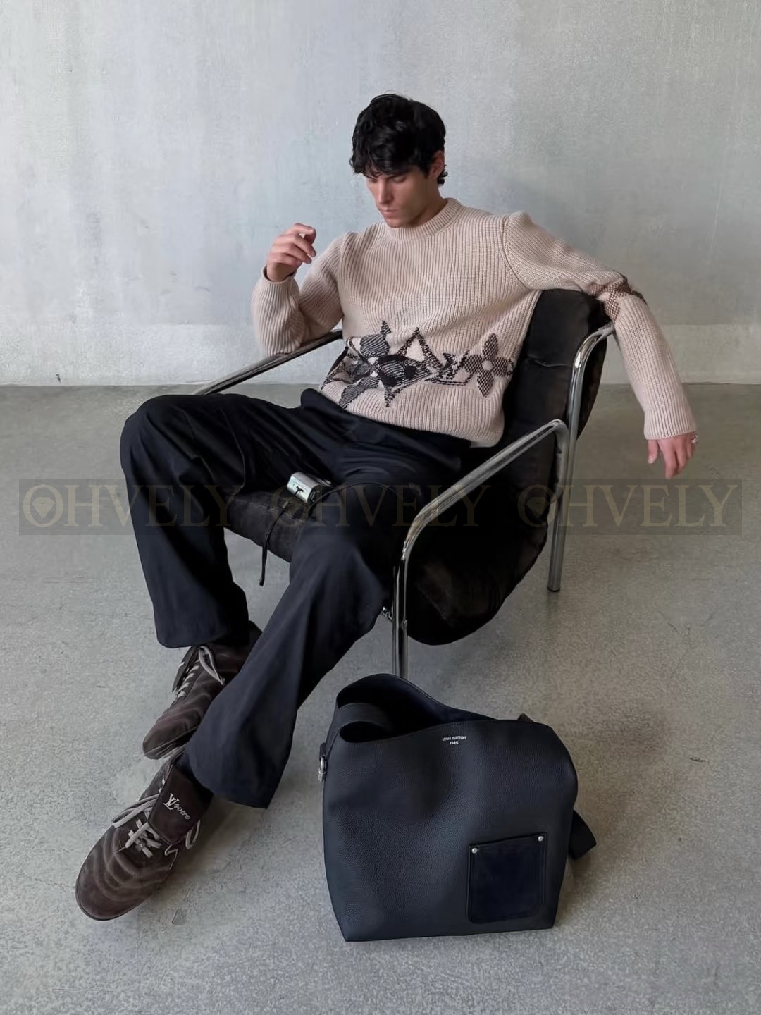 【 ZP 】LOUIS VUITTON 니트 (매장가 264만원) 상품 썸네일