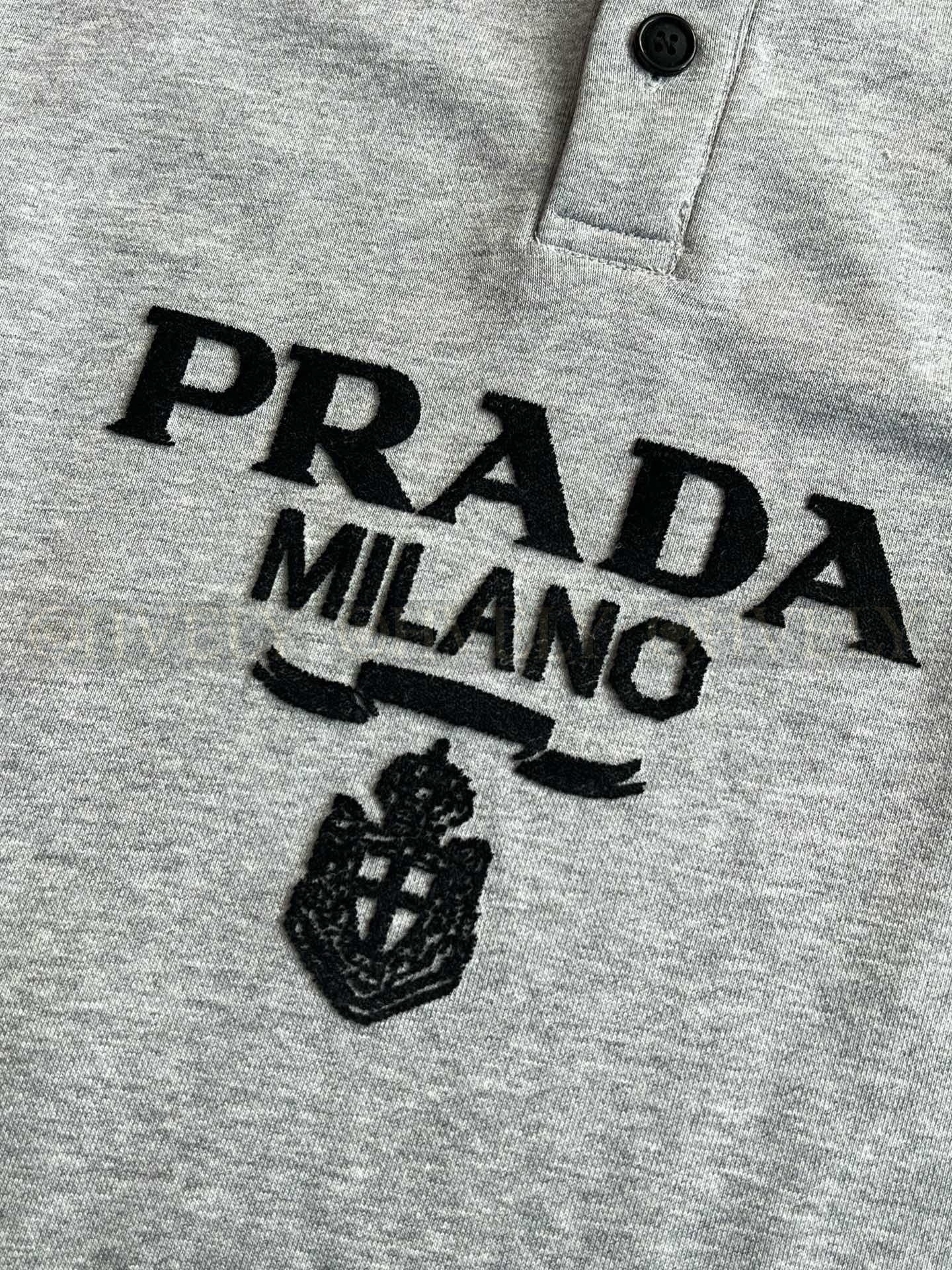 【 ZP 】Prada 셔츠 (매장가 322만원) 상품 썸네일