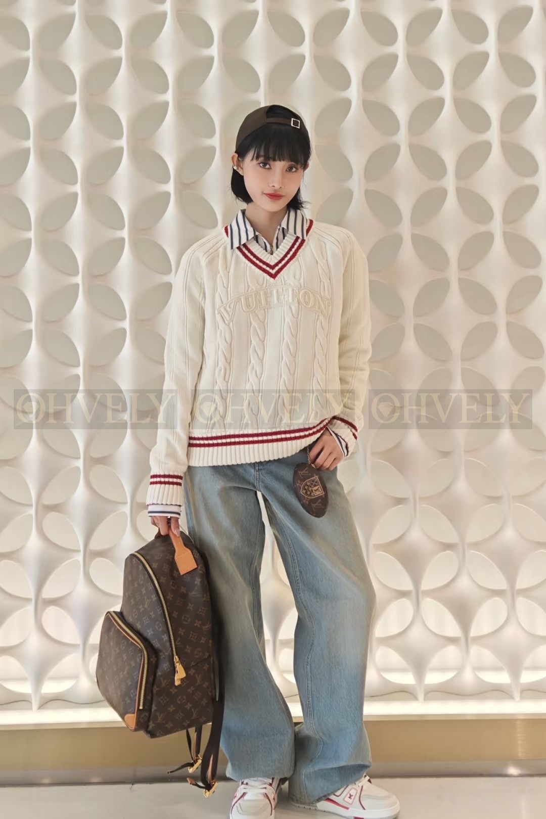 【 ZP 】LOUIS VUITTON 스웨터 (매장가 320만원) 상품 썸네일