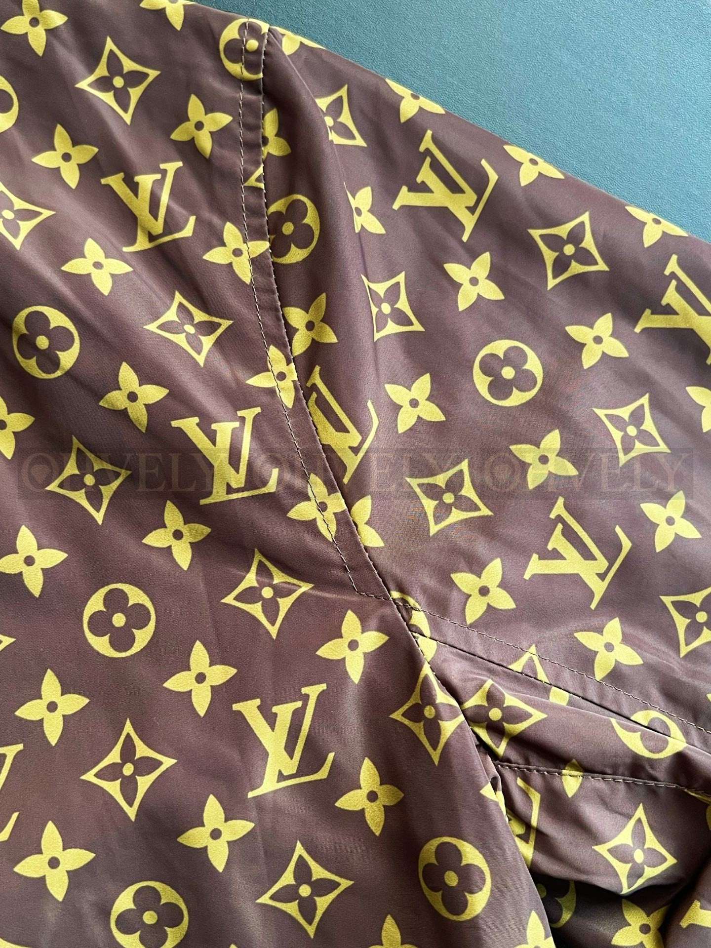【 ZP 】LOUIS VUITTON 후드 자켓 (매장가 536만원) 상품 썸네일