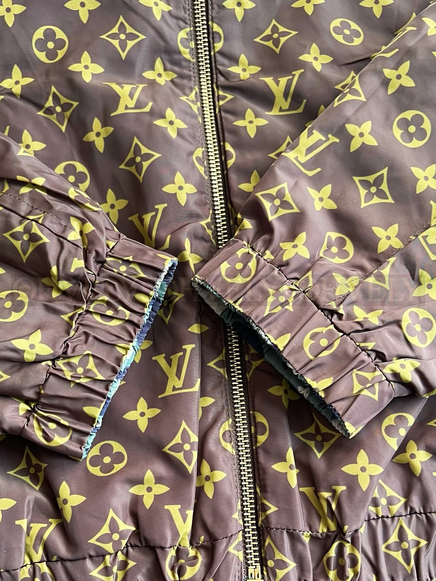【 ZP 】LOUIS VUITTON 후드 자켓 (매장가 536만원) 상품 썸네일