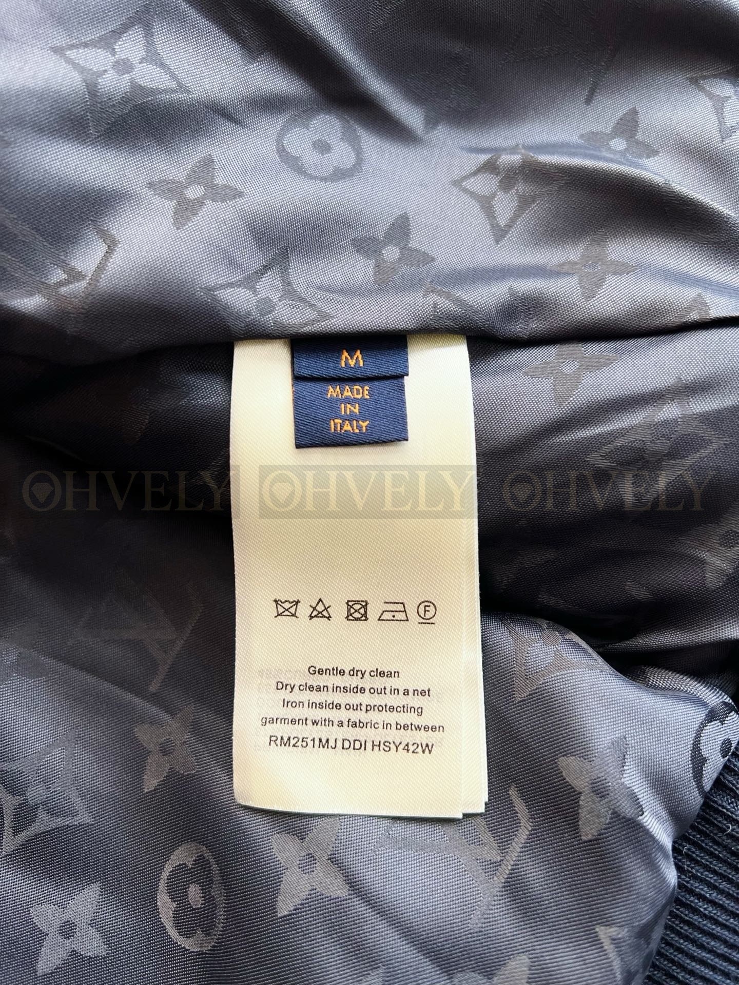 【 ZP 】LOUIS VUITTON 자켓 (매장가 340만원) 상품 썸네일