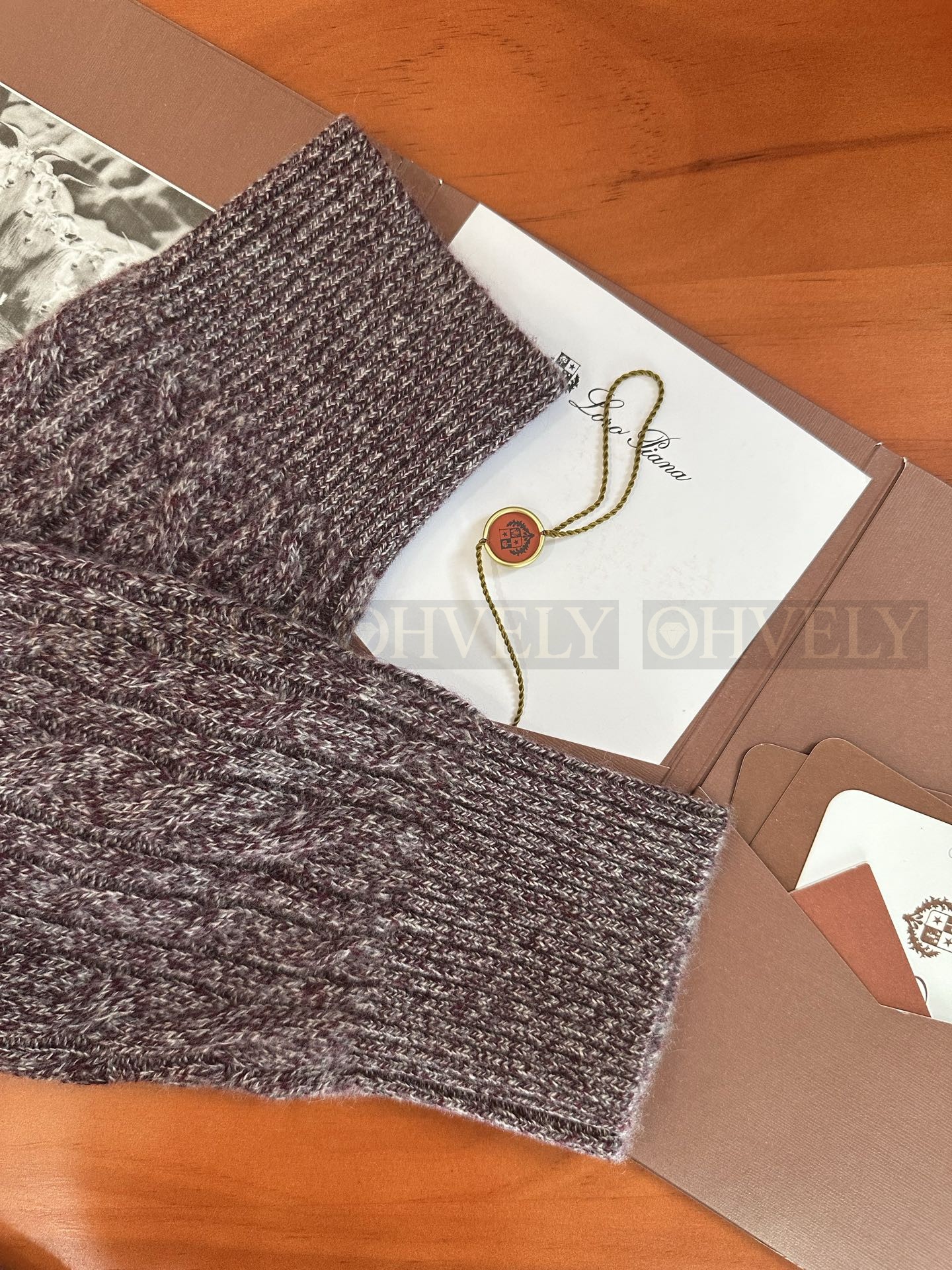 【 ZP 】LoroPiana 니트 스웨터 (매장가 370만원) 상품 썸네일