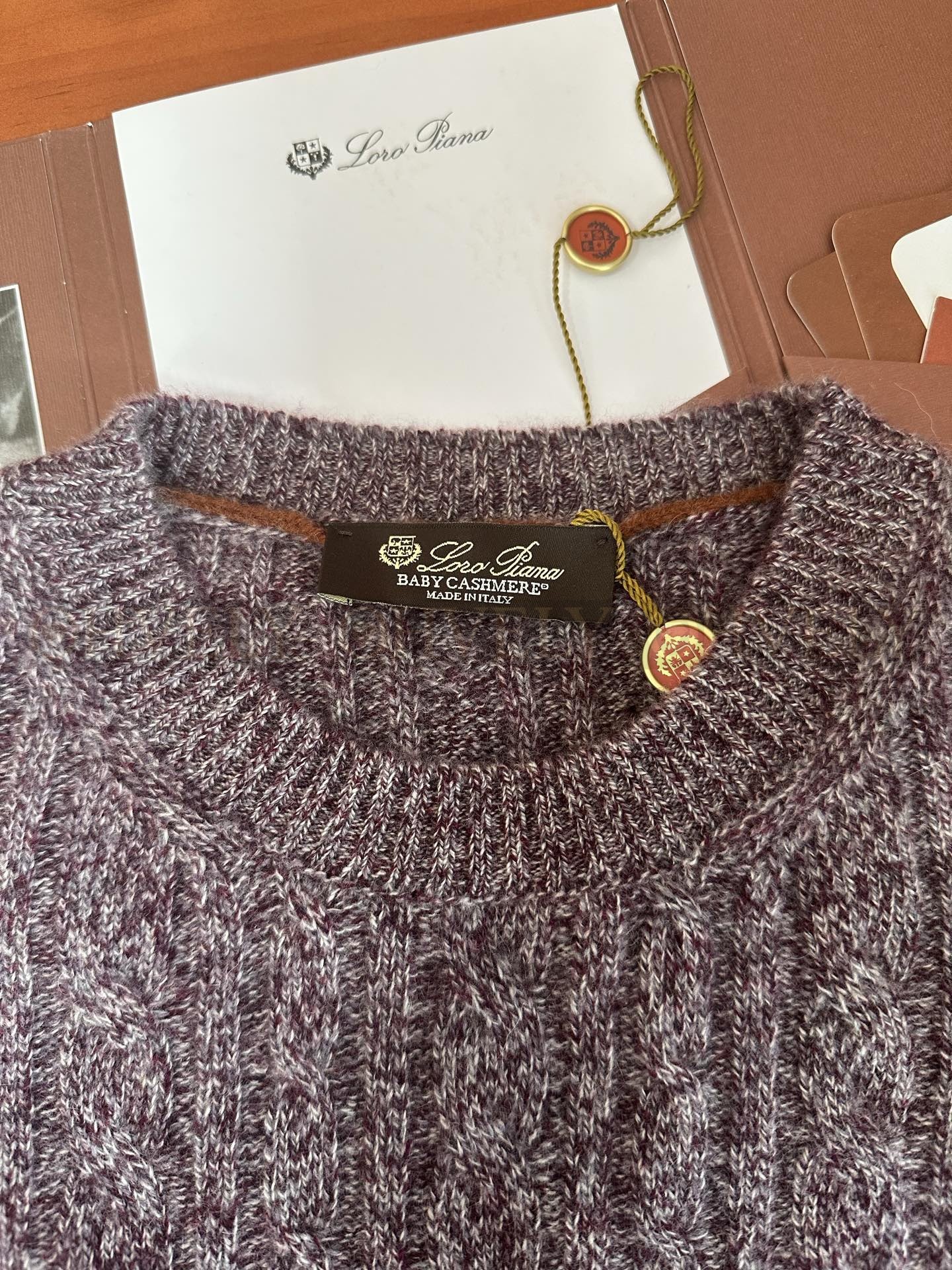 【 ZP 】LoroPiana 니트 스웨터 (매장가 370만원) 상품 썸네일