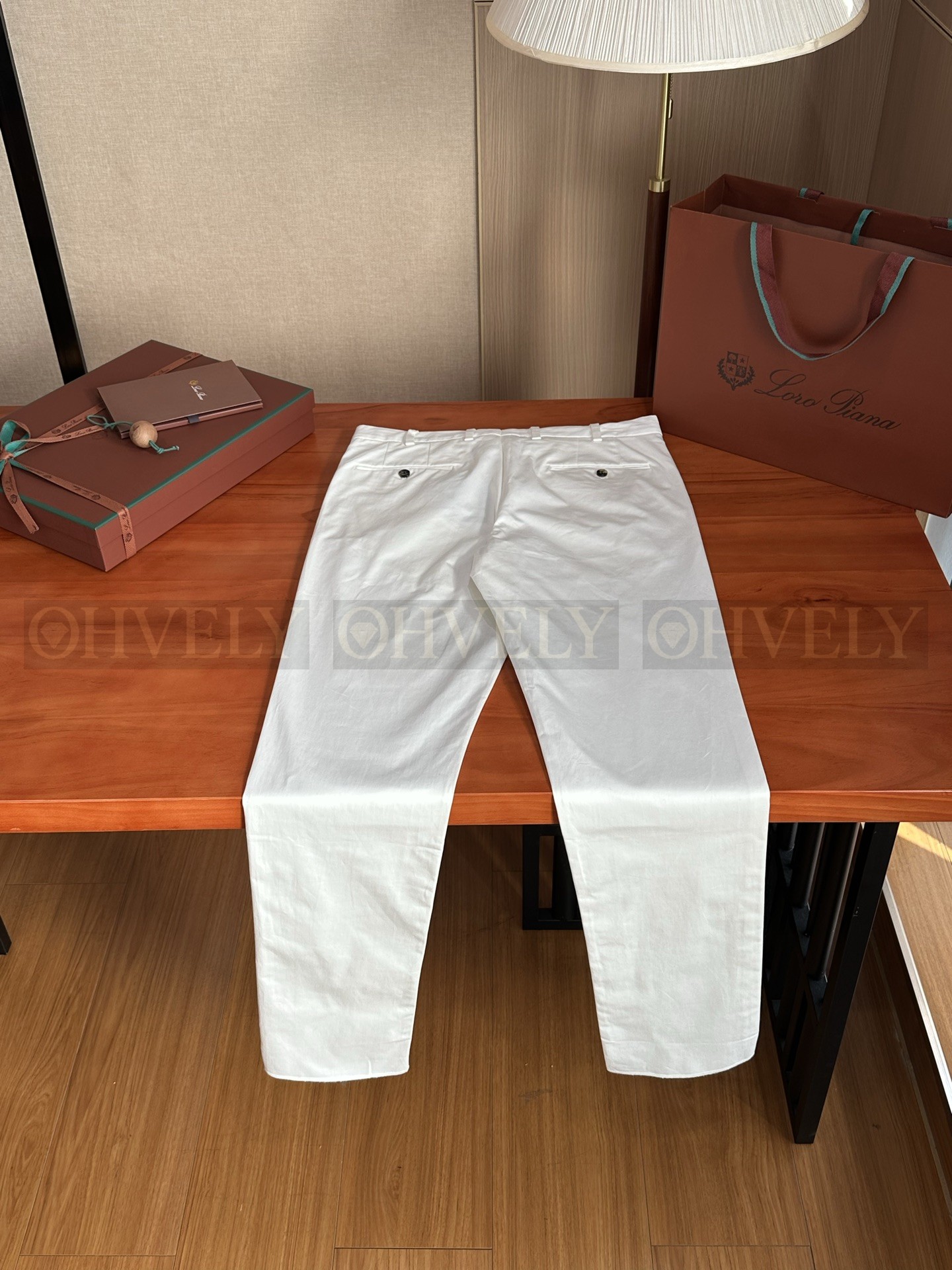 【 ZP 】LoroPiana 바지 (매장가 130만원) 상품 썸네일