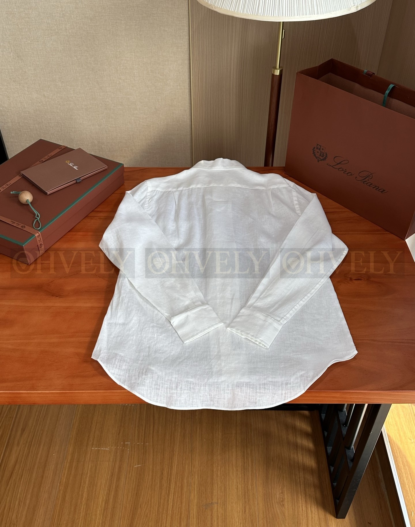 【 ZP 】LoroPiana 셔츠 (매장가 136만원) 상품 썸네일