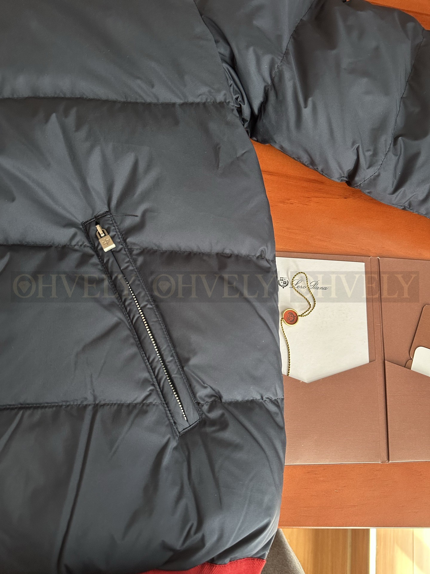 【 ZP 】LoroPiana 패딩 (매장가 676만원) 상품 썸네일