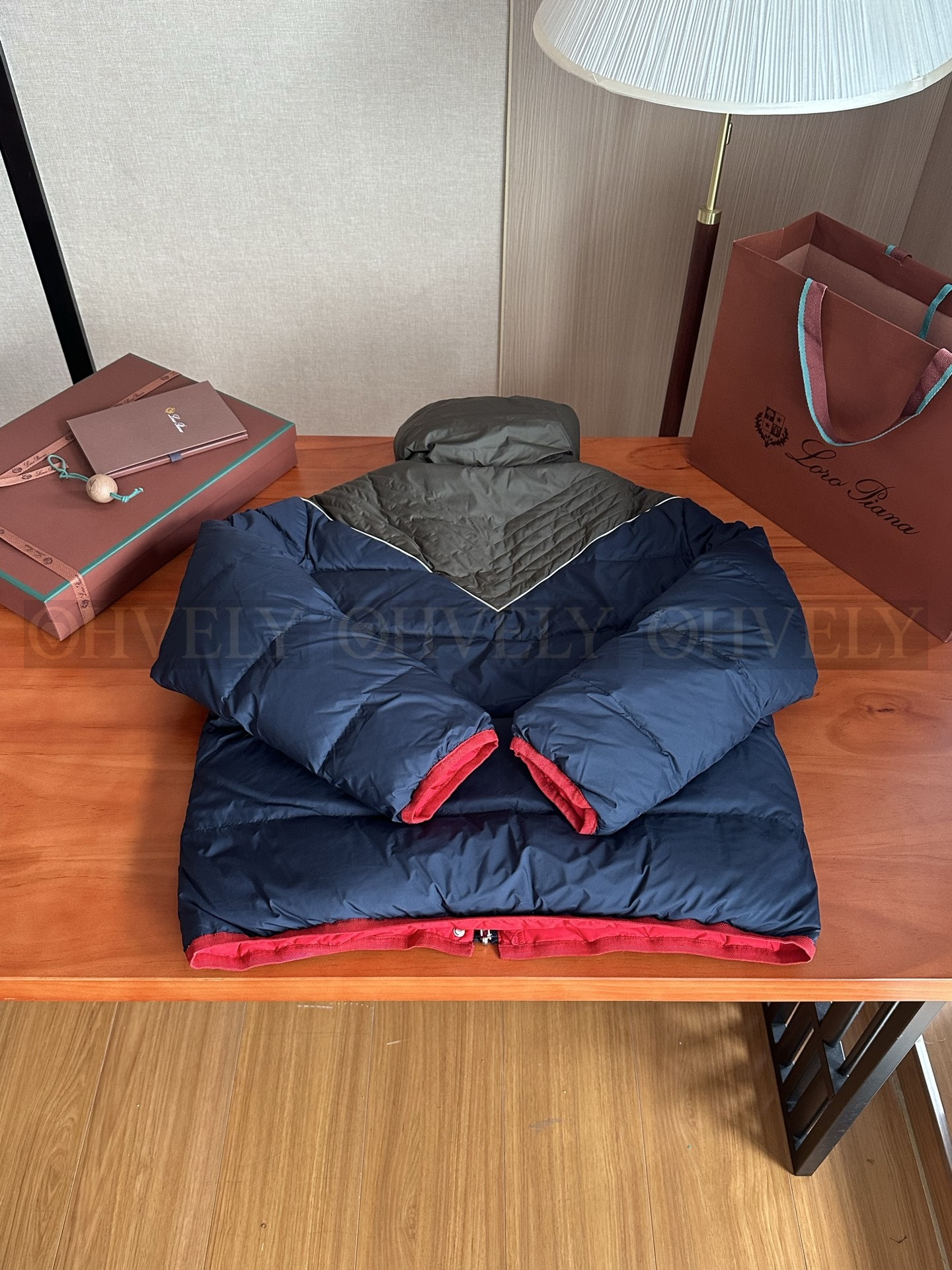 【 ZP 】LoroPiana 패딩 (매장가 676만원) 상품 썸네일