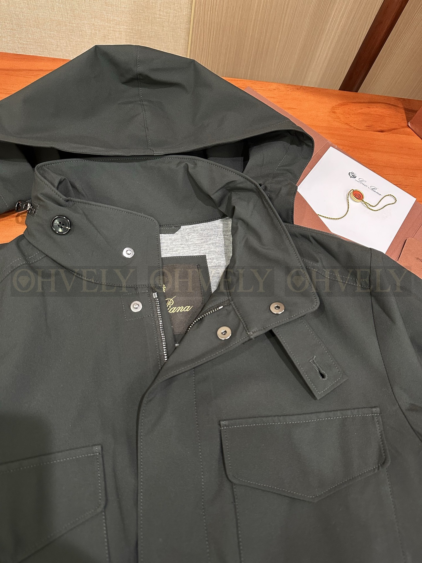 【 ZP 】LoroPiana 아우터 (매장가 618만원) 상품 썸네일