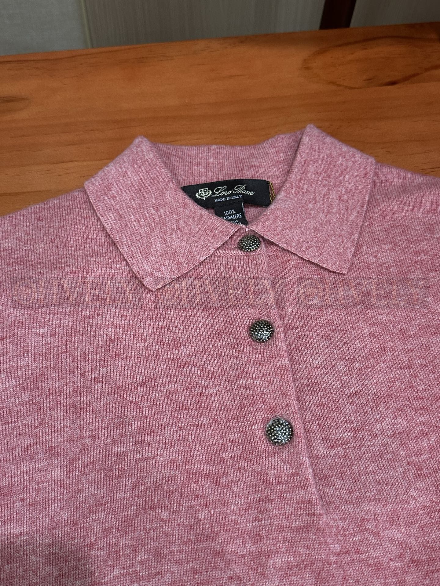 【 ZP 】LoroPiana 티셔츠 (매장가 332만원) 상품 썸네일