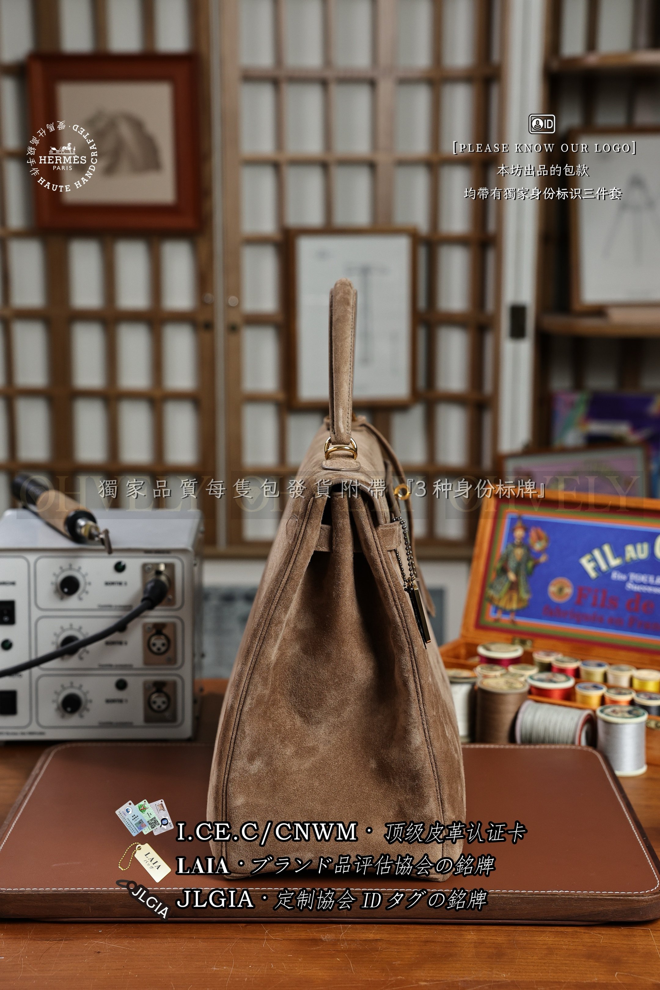 Hermès Kelly 𝟺𝟶 𝙱𝚒𝚜𝚌𝚞𝚒𝚝 금장 상품 썸네일