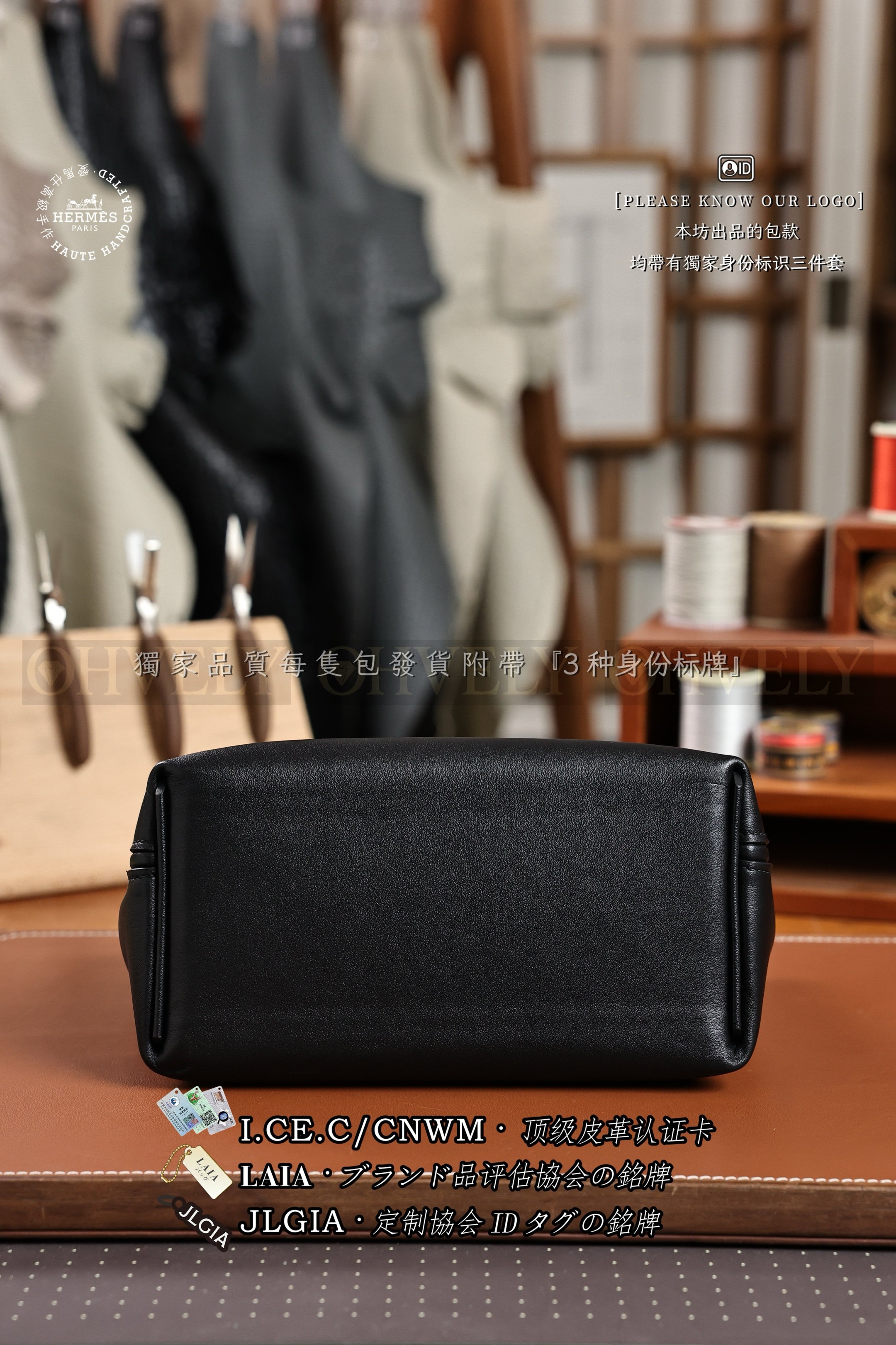 Hermès 𝟸𝟺𝟸𝟺 𝙼𝚒𝚗𝚒 𝙽𝚘𝚒𝚛 은장 상품 썸네일