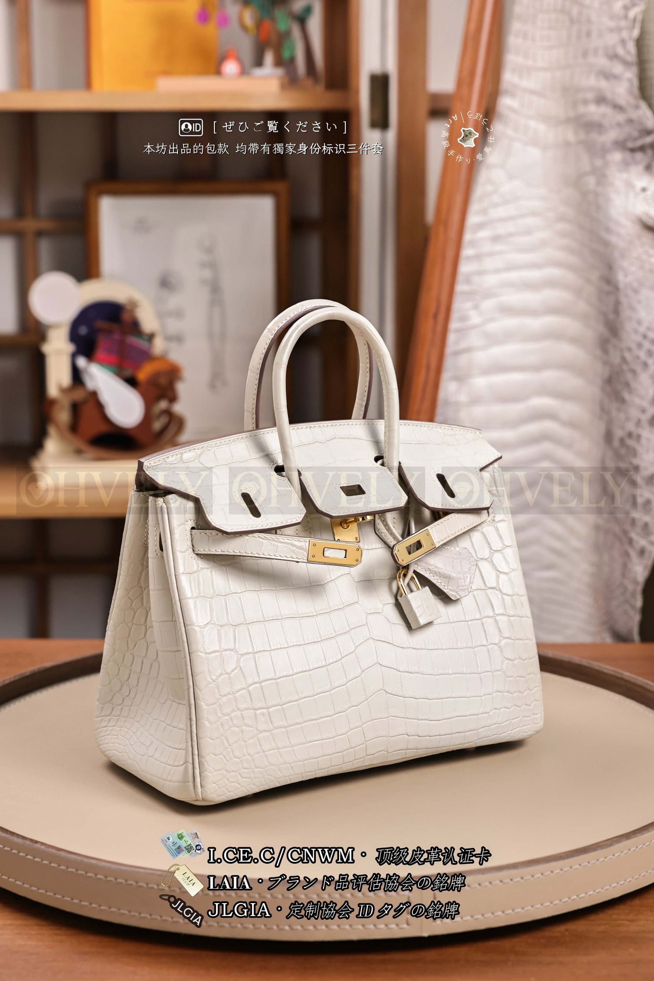 Hermès BIRKIN 𝟸𝟻 𝙽𝚊𝚝𝚊 금장 상품 썸네일