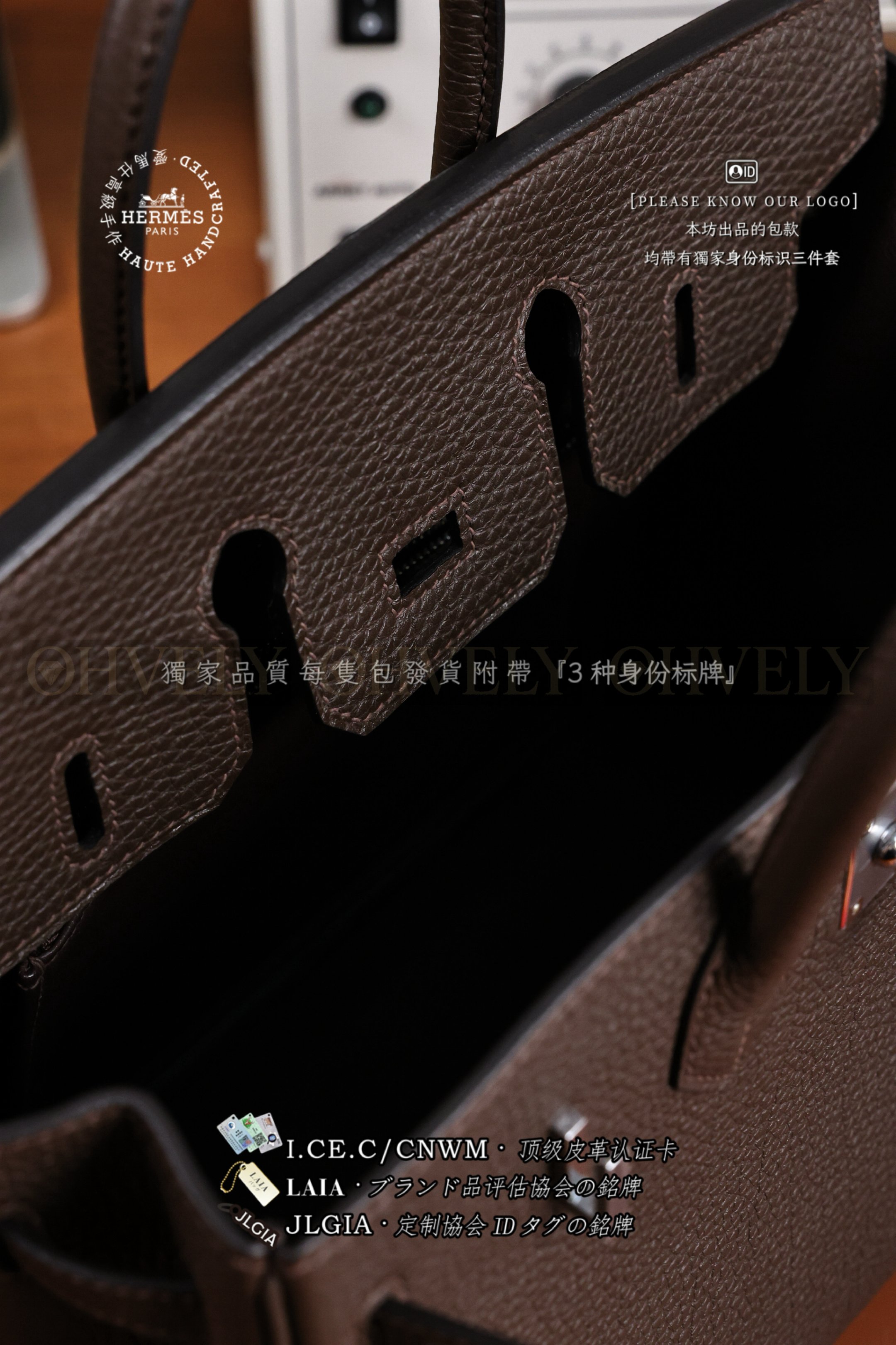 Hermès BIRKIN 𝟮𝟱 𝙏𝙊𝙂𝙊 𝙴𝚋𝚎𝚗𝚎 금장 상품 썸네일