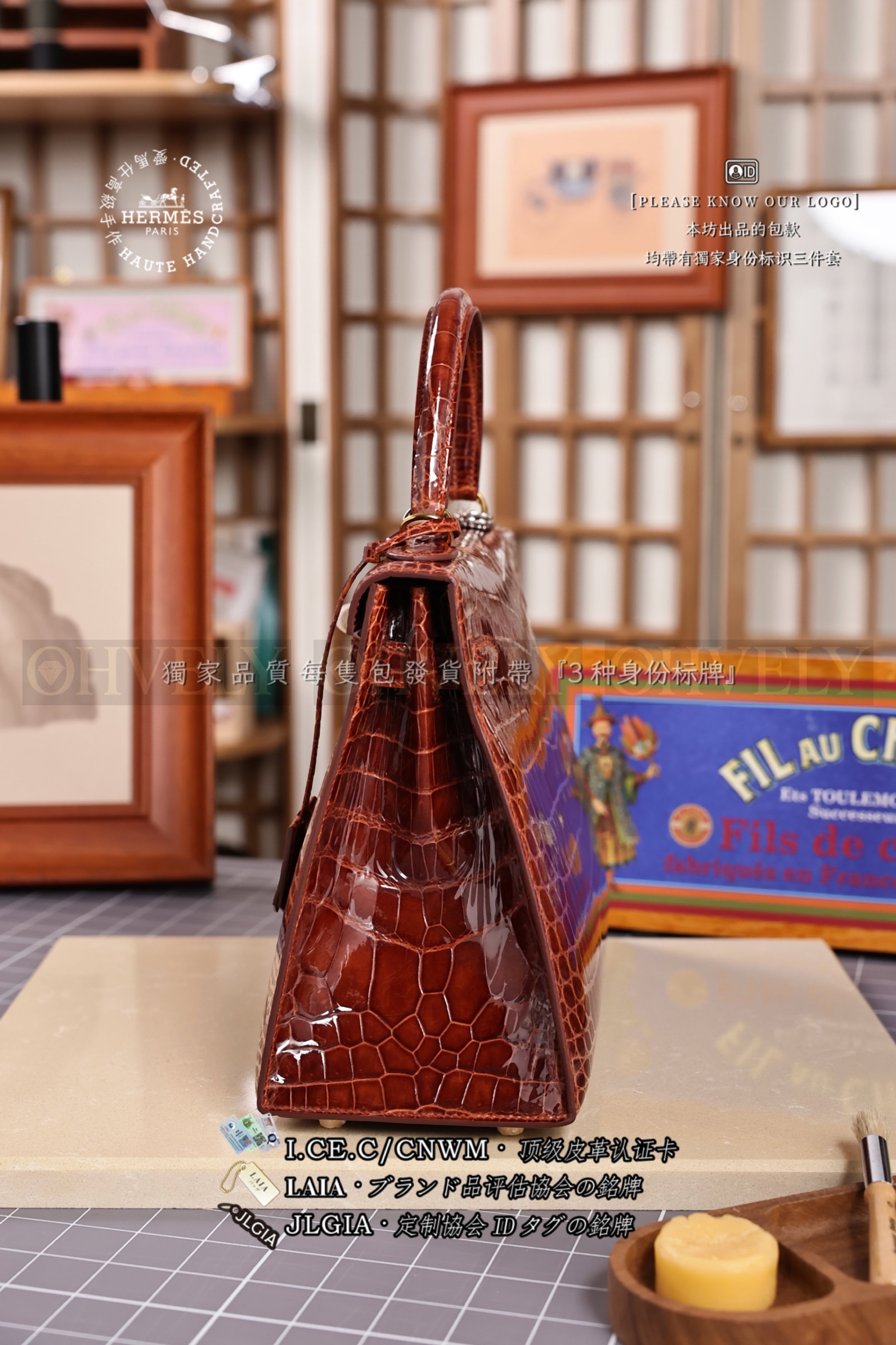 Hermès Kelly 𝟸𝟾 𝙼𝚒𝚎𝚕 𝙿𝚘𝚛𝚘𝚜𝚞𝚜 금장 상품 썸네일