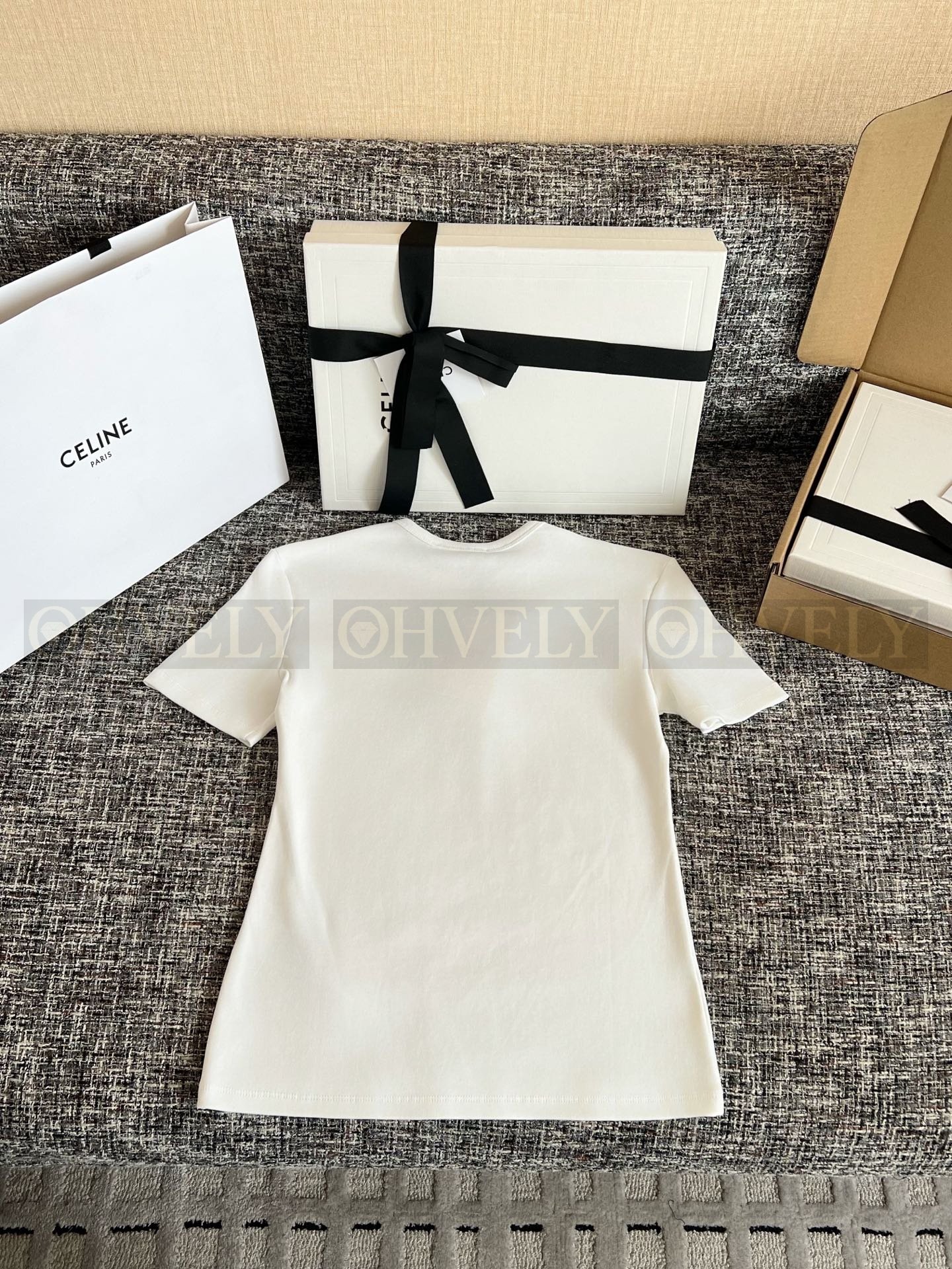 【 ZP버전 】 CELINE 셀린느 트리옹프 패치 코튼 저지 티셔츠 상품 썸네일
