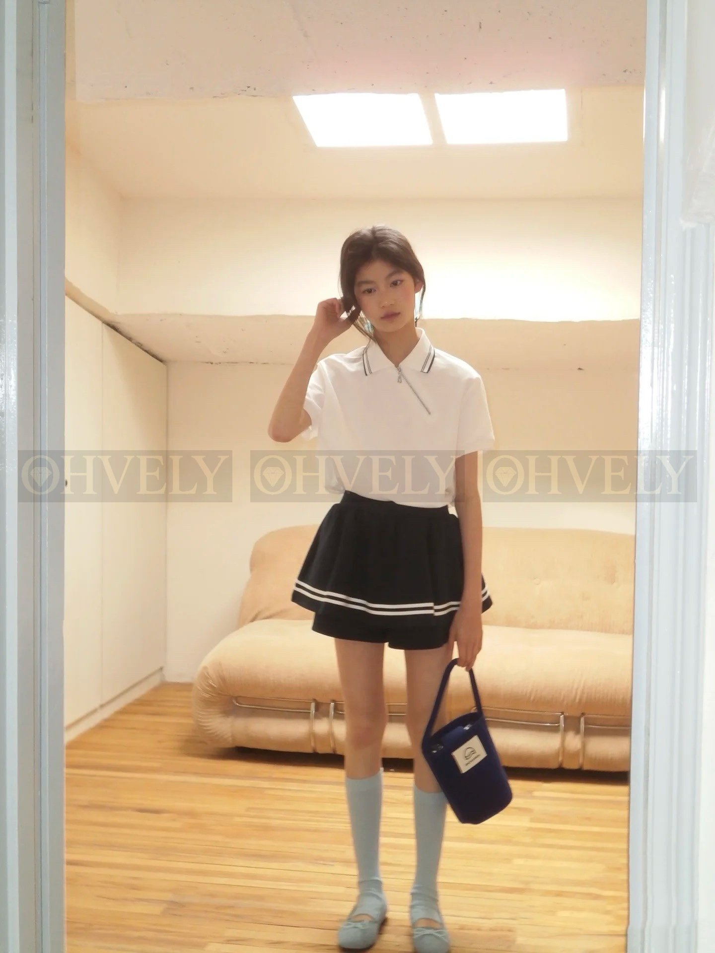 【 ZP버전 】 MIUMIU 미우미우 26SS 지퍼 디테일 코튼 폴로 셔츠 상품 썸네일