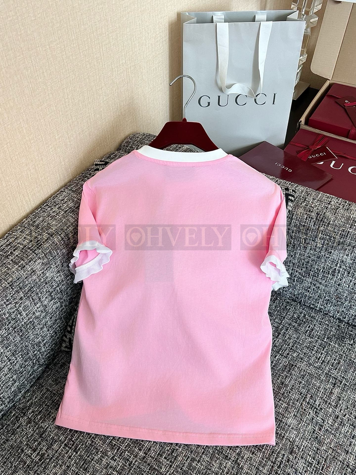 【 ZP버전 】 GUCCI 구찌 26SS 클래식 웹 스트라이프 자수 반팔 티셔츠 상품 썸네일